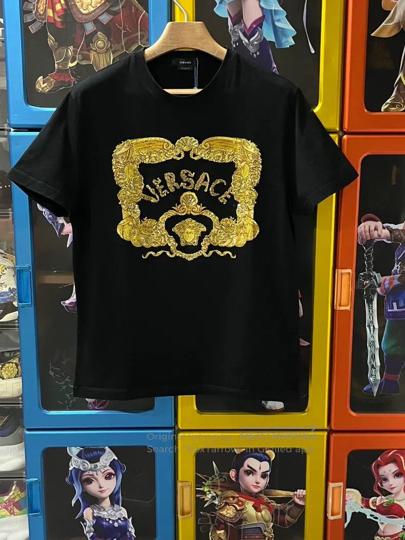 Versace Versace Embroidered T-shirt Size US L / EU 52-54 / 3 - 1 Thumbnail