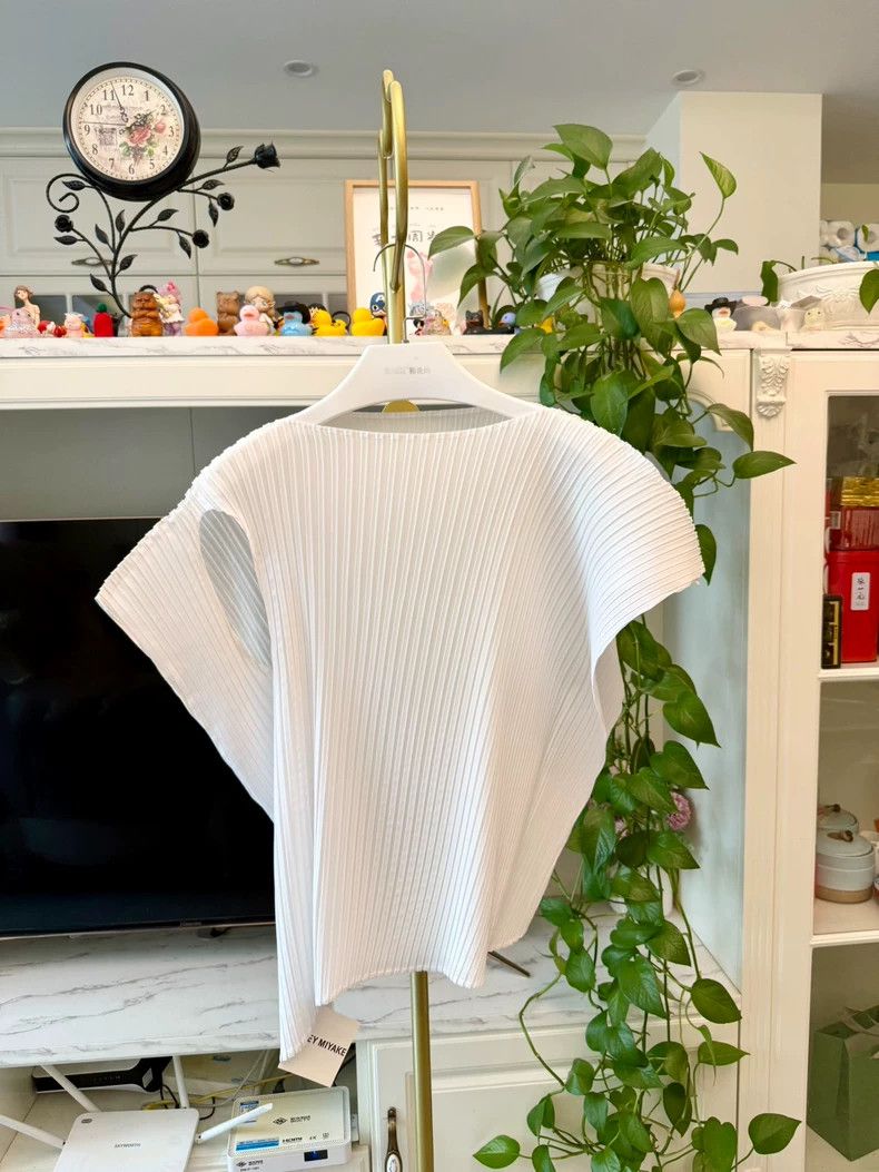 Issey Miyake Issey Miyake size:2 White twill short-sleeved shirt Size XS / US 0-2 / IT 36-38 - 2 Thumbnail