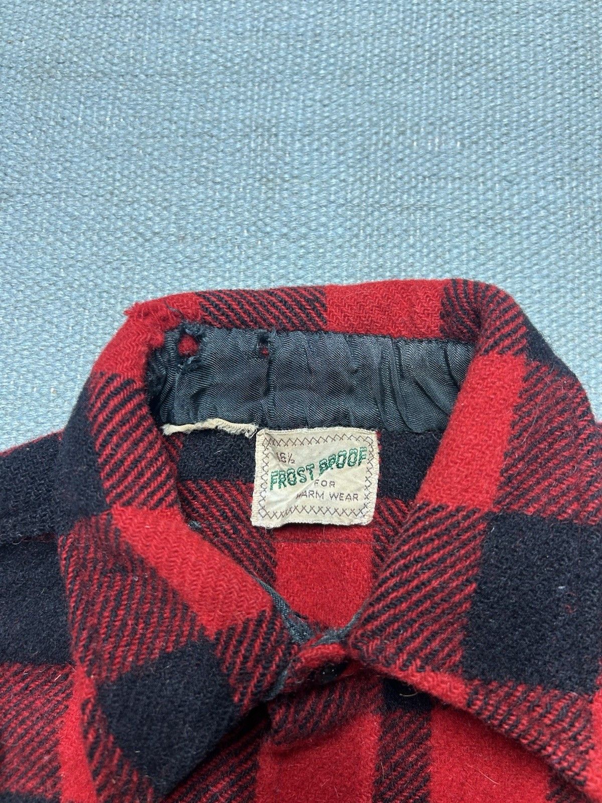 Vintage 50s wool flannel shirt buffalo plaid Frost Proof distress L Size US L / EU 52-54 / 3 - 7 Thumbnail