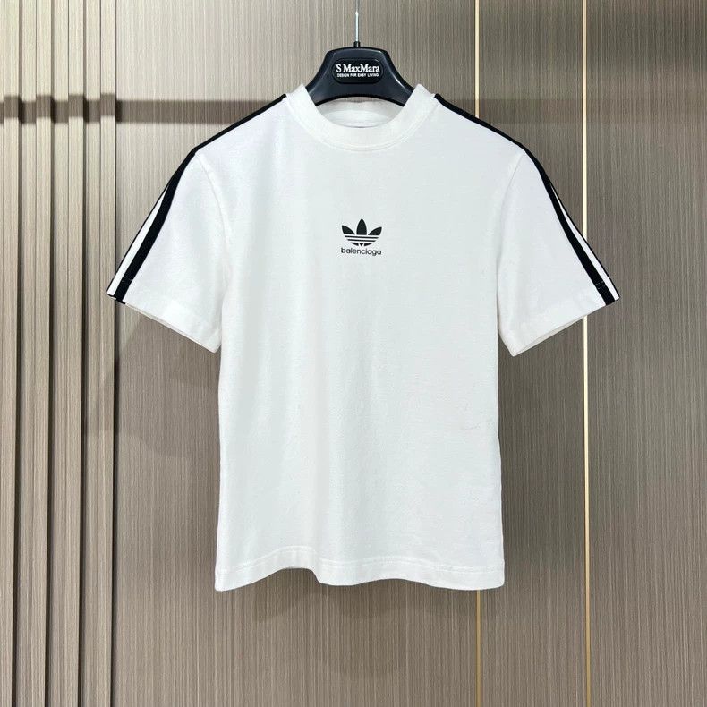 Balenciaga Balenciaga x Adidas collaborative printed short-sleeve shirt - dmc Size US M / EU 48-50 / 2 - 1 Thumbnail