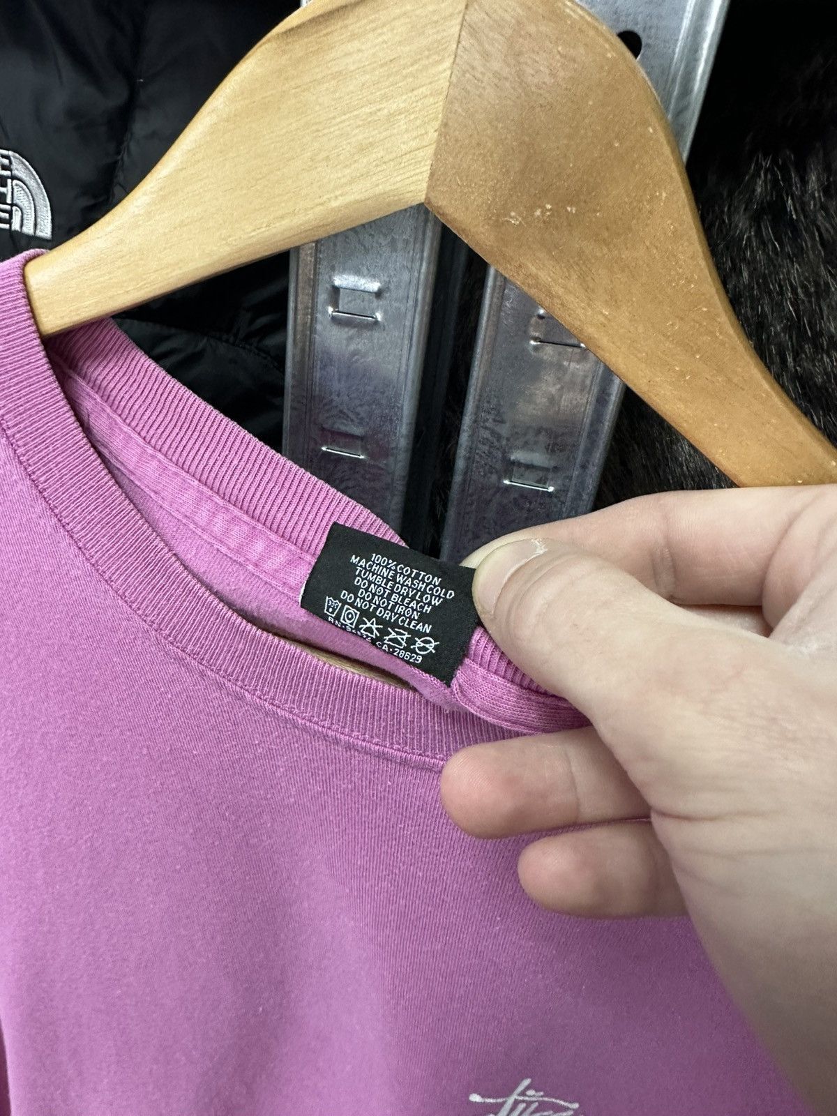 Stussy Vintage Stussy T Shirt Tee Pink Big Logo Baggy Y2K Retro Size US S / EU 44-46 / 1 - 8 Thumbnail
