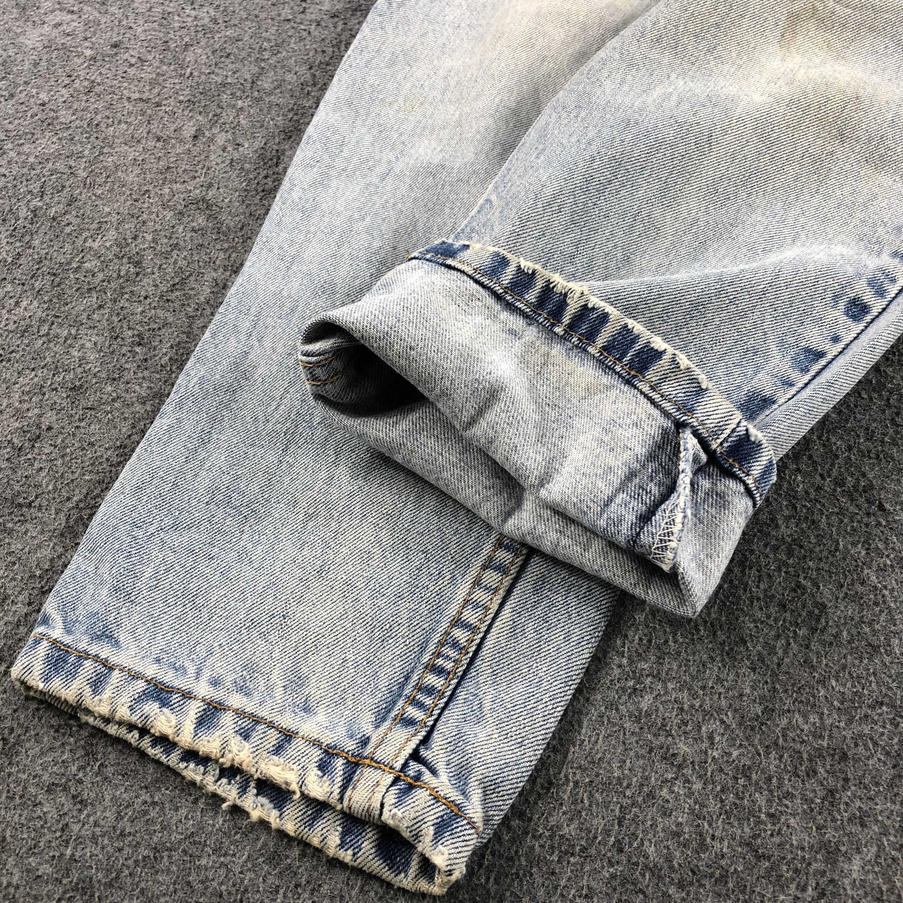 Levi's Vintage 90s Light Wash Levis 512 Jeans-J2249 Size US 29 - 7 Thumbnail