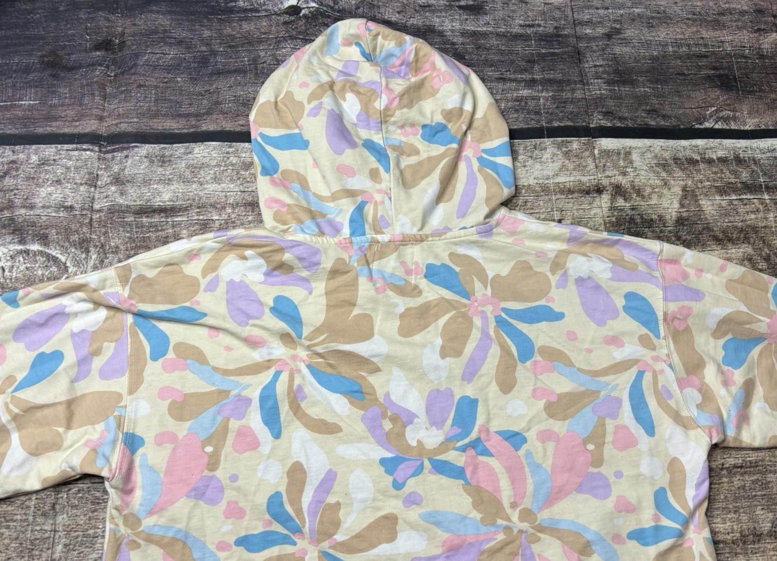 Juicy Couture Jeans Juicy Couture Hoodie Womens Large Floral Splatter Drawstring Size L / US 10 / IT 46 - 6 Thumbnail