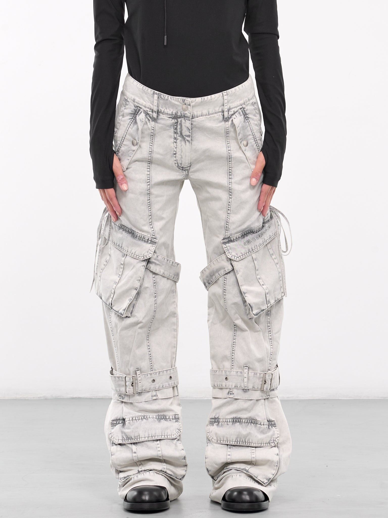 o1y0725 Cargo Denim Pant in Light Gray