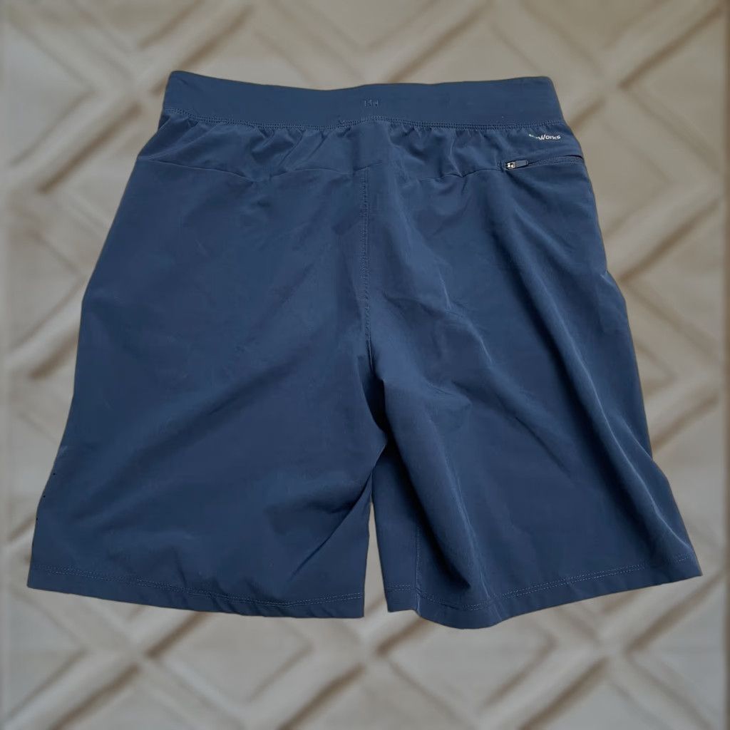 Athletic Works Athletic Works Dri-Works Active Shorts Womens Small Navy Blue Zip Pocket Stretch Size 28" / US 6 / IT 42 - 1 Thumbnail