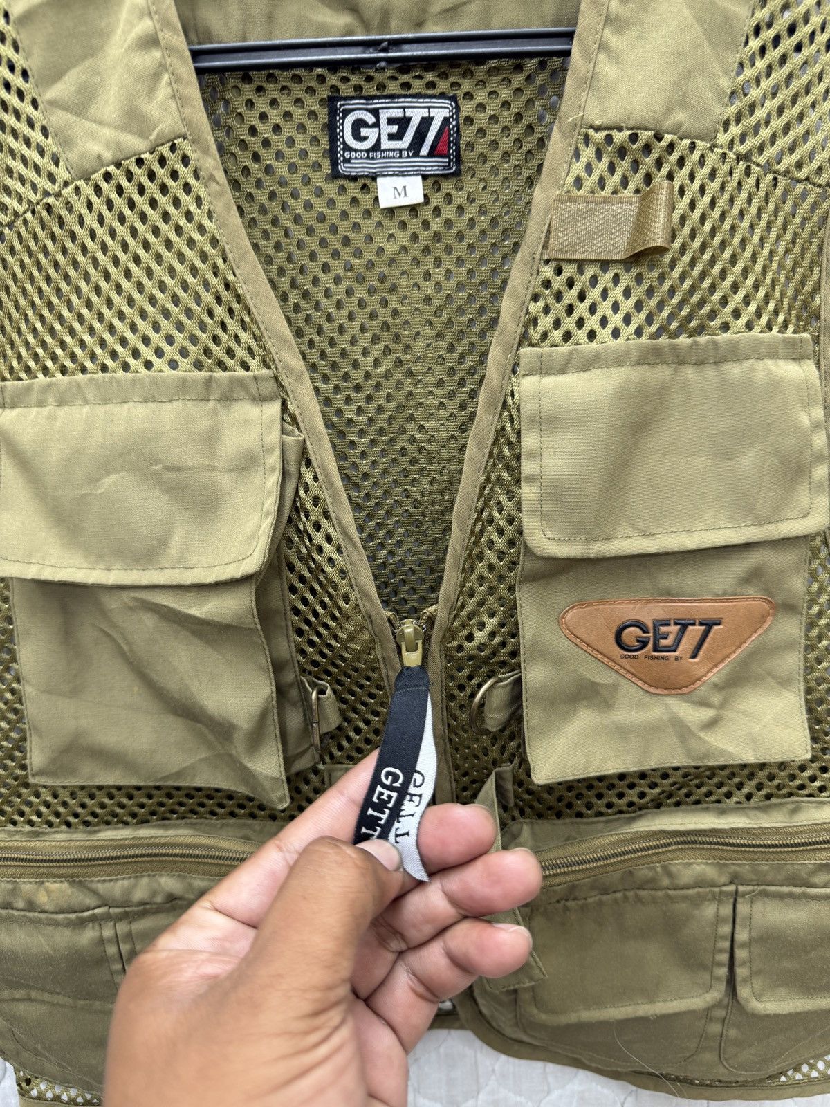 Japanese Brand 🔥🔥💥STEALS GETT FISHING VEST Size US M / EU 48-50 / 2 - 6 Thumbnail
