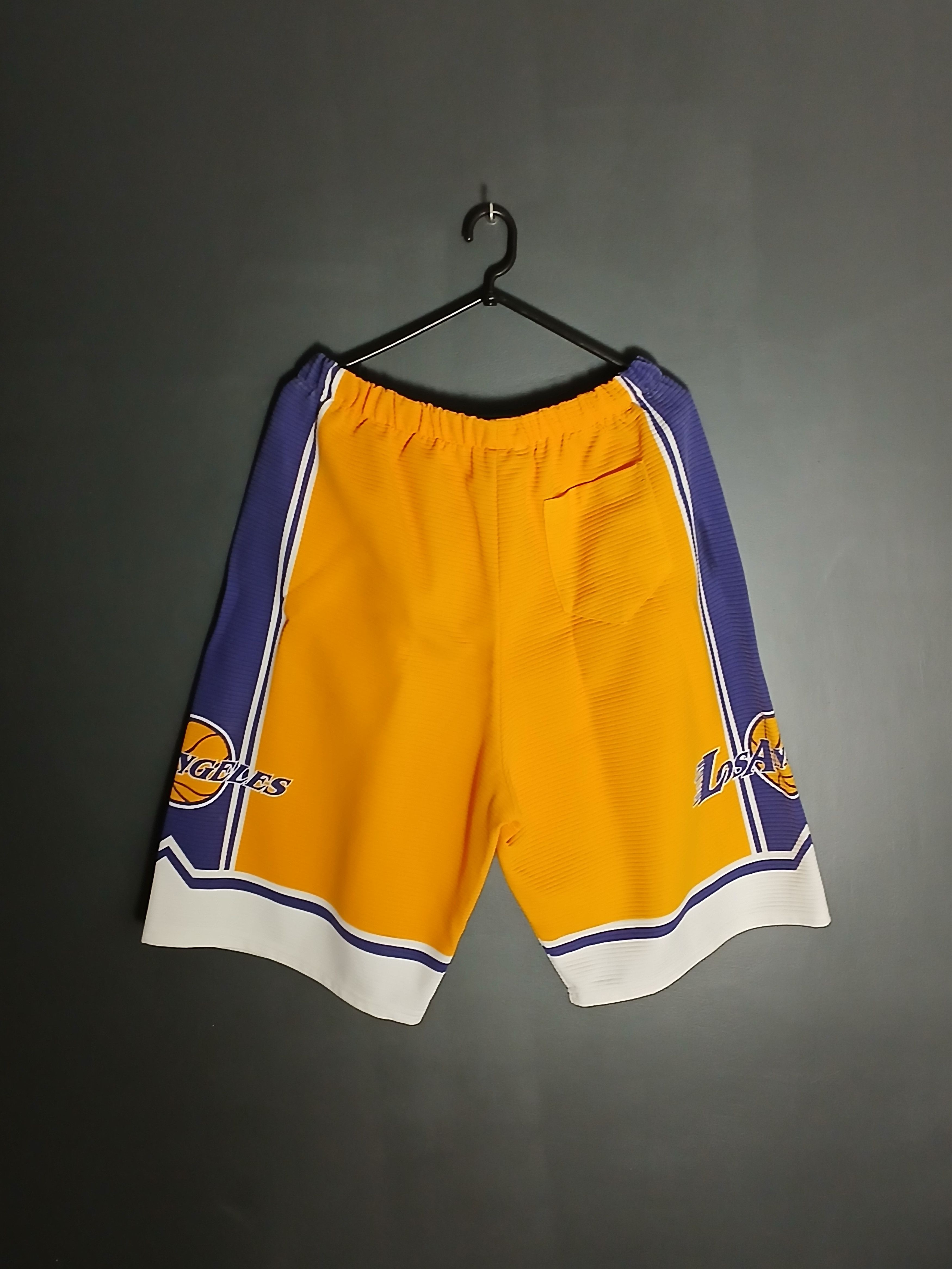 NBA NBA L.A. Lakers Basketball Jersey Suit Size US XXL / EU 58 / 5 - 4 Thumbnail