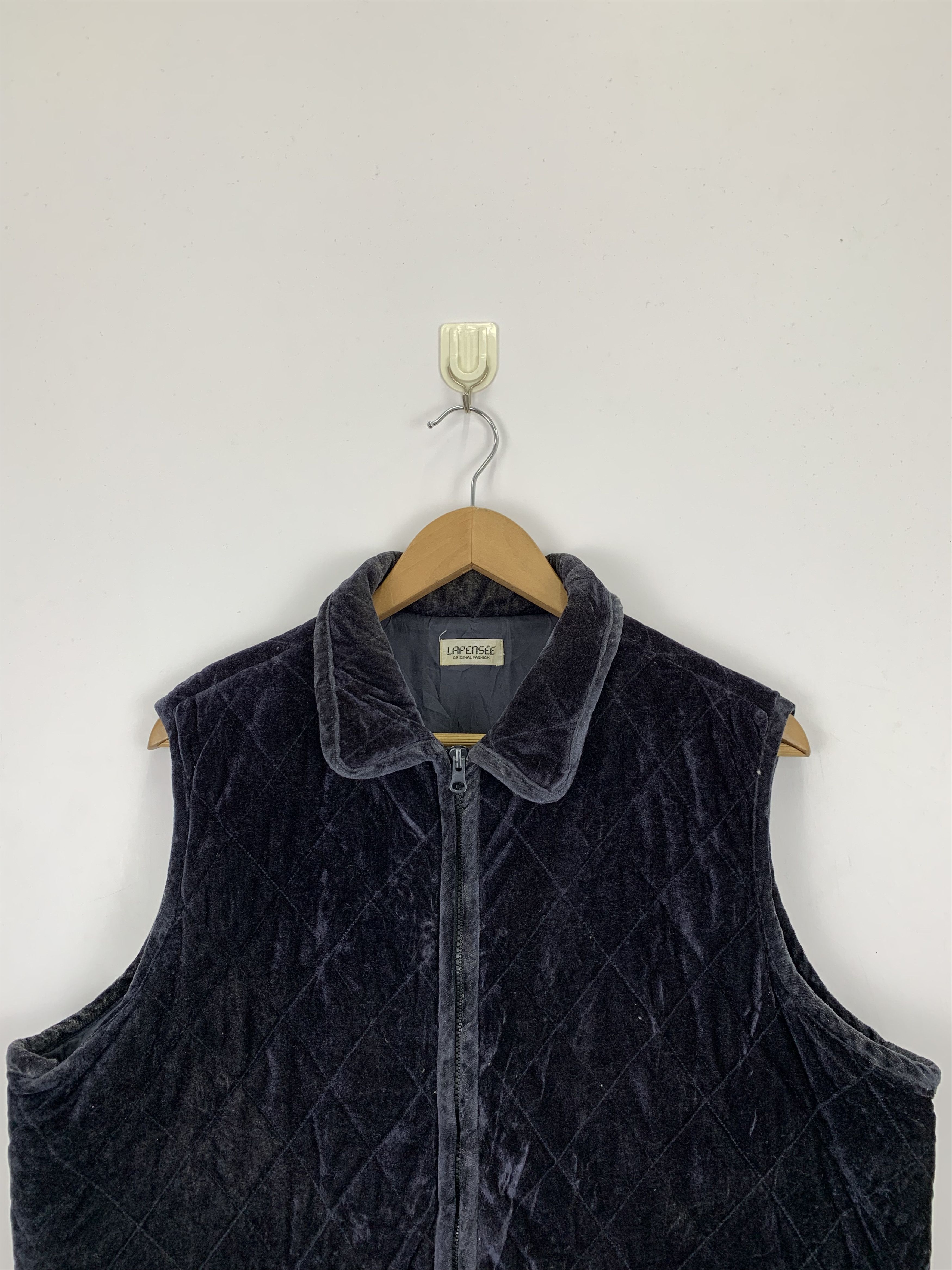 Japanese Brand Vintage Japanese Brand Velvet Vest J0973 Size US L / EU 52-54 / 3 - 2 Thumbnail