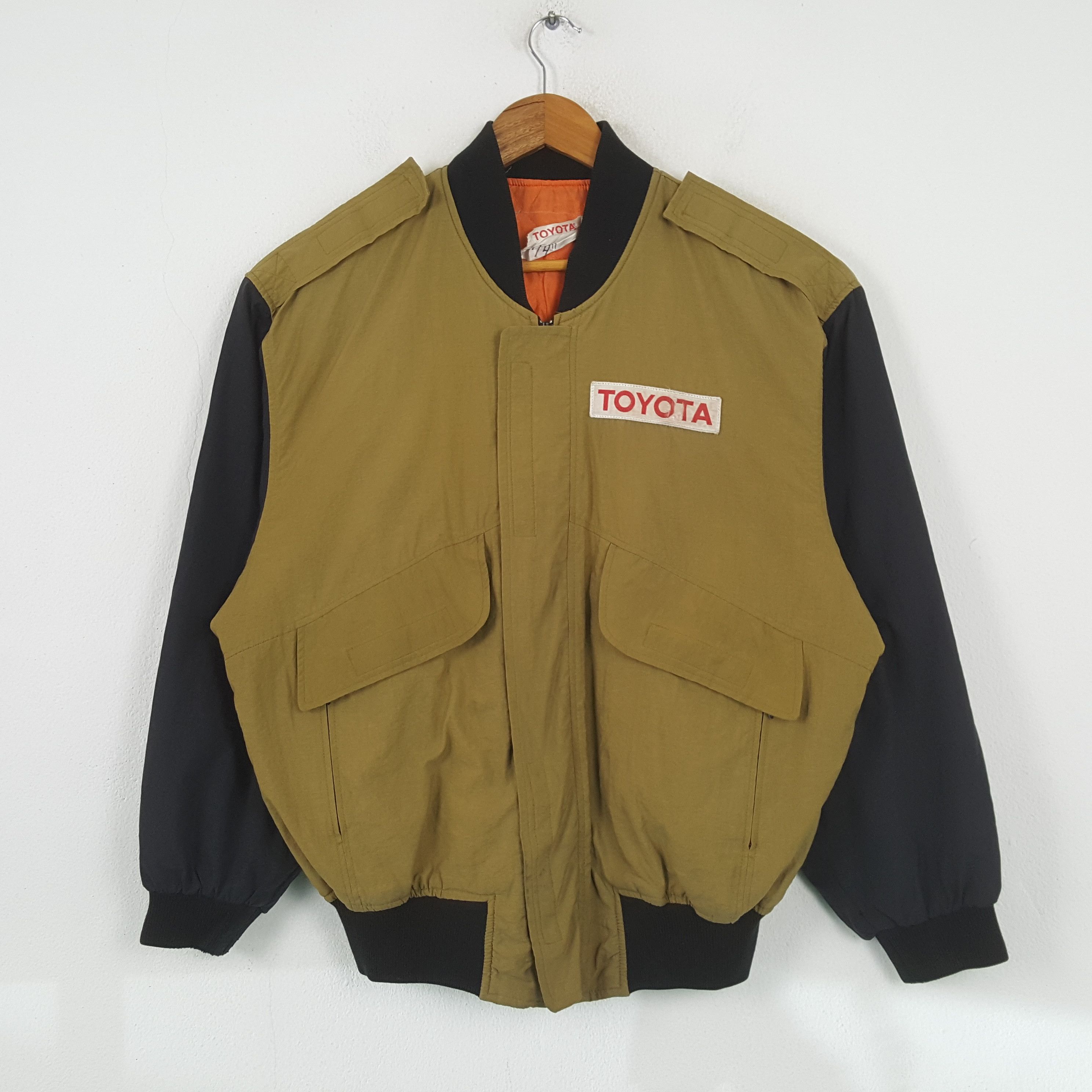 Japanese Brand × Vintage Vintage TOYOTA Japan Motorsport Racing Jacket C292N23 Size US XL / EU 56 / 4 - 3 Thumbnail