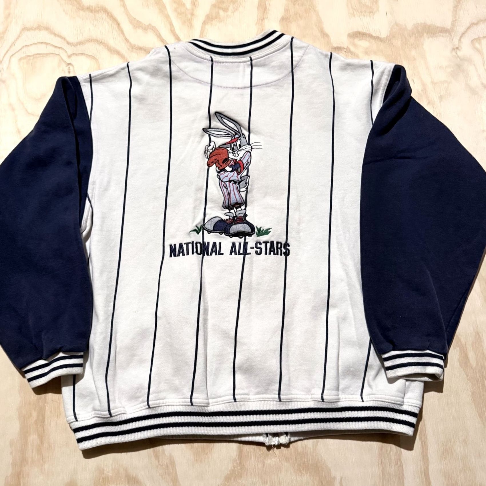 Vintage VINTAGE Acme Looney Tunes Baseball Jacket Men White Blue Striped Size M Size US M / EU 48-50 / 2 - 2 Thumbnail