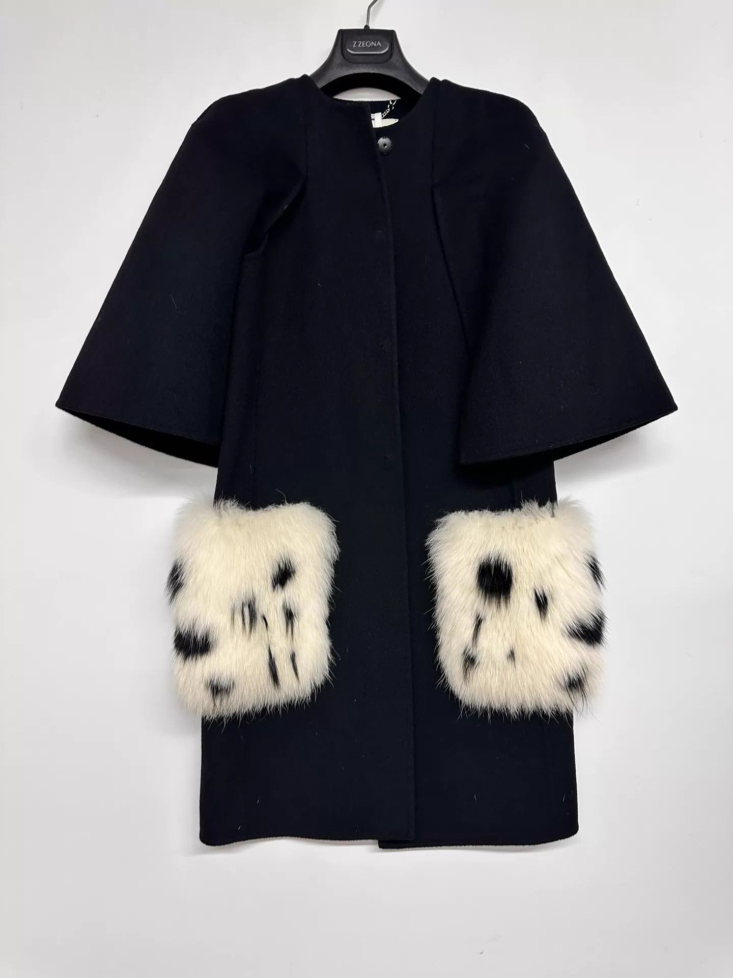Fendi Fendi Cloak Coat 36 Size XS / US 0-2 / IT 36-38 - 1 Thumbnail