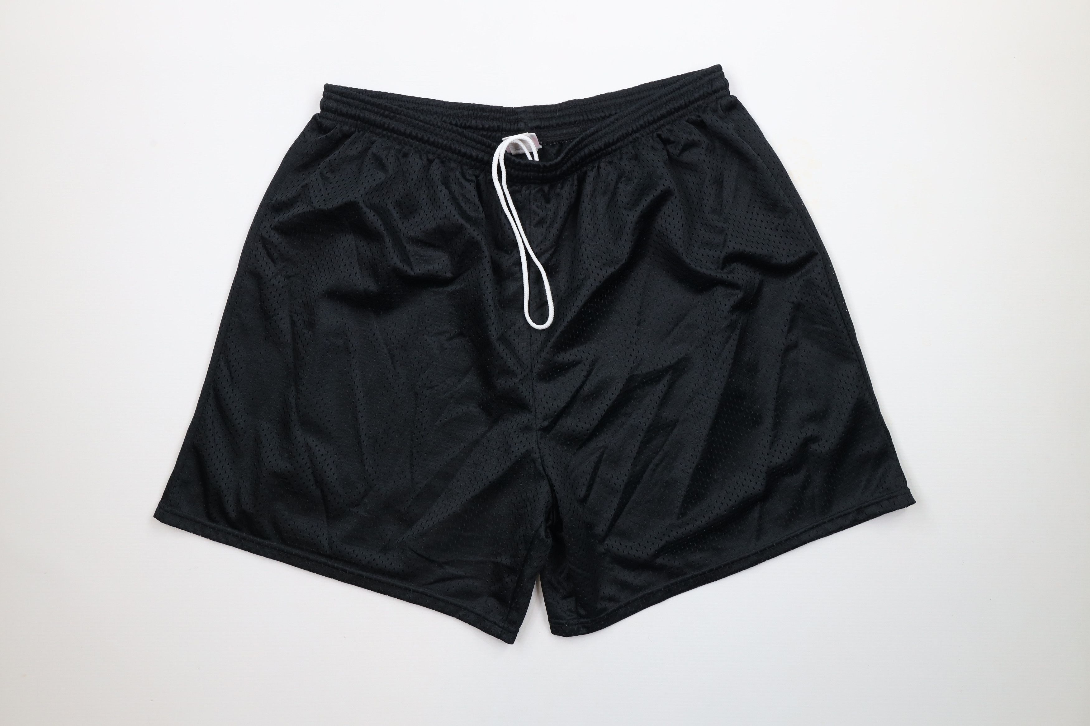 Vintage Vintage 90s Streetwear Above Knee Basketball Shorts Black Size US 36 / EU 52 - 1 Thumbnail