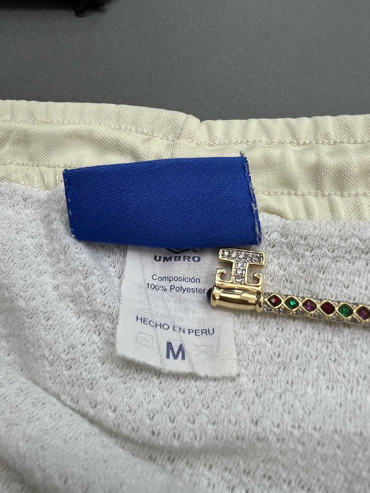 Other Vintage UMBRO Embroidered Logo Shorts Size US 32 / EU 48 - 10 Thumbnail