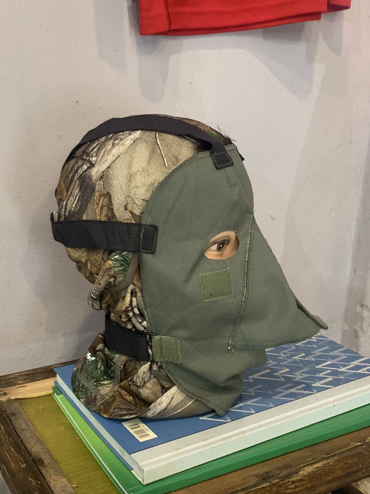 Vintage US Army Extreme Cold Weather Mask (1988)Vintage Military Size ONE SIZE - 2 Thumbnail