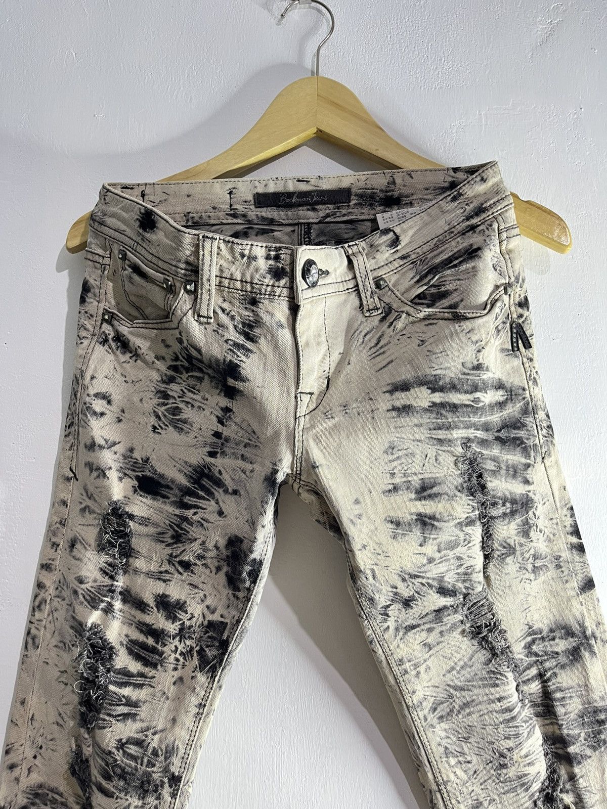 Le Grande Bleu (L.G.B.) 2000s Buckaroo studed distressed skinny crazy jeans Size US 28 / EU 44 - 3 Thumbnail