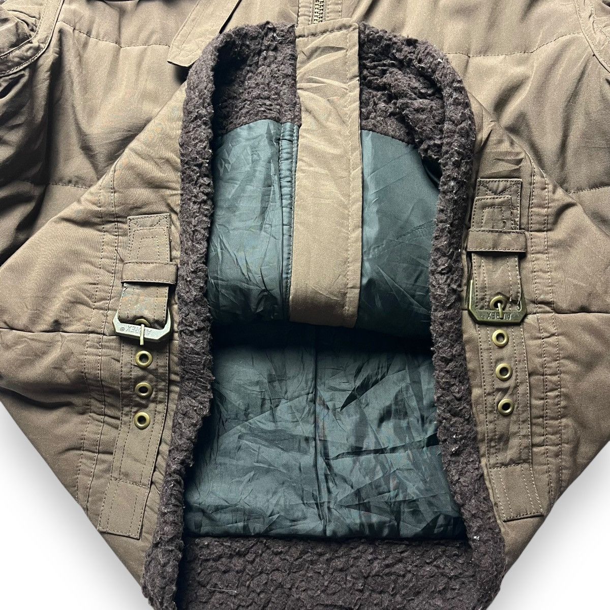 Avirex VINTAGE AVIREX USA MILITARY B3 BOA JACKET Size US XL / EU 56 / 4 - 9 Thumbnail