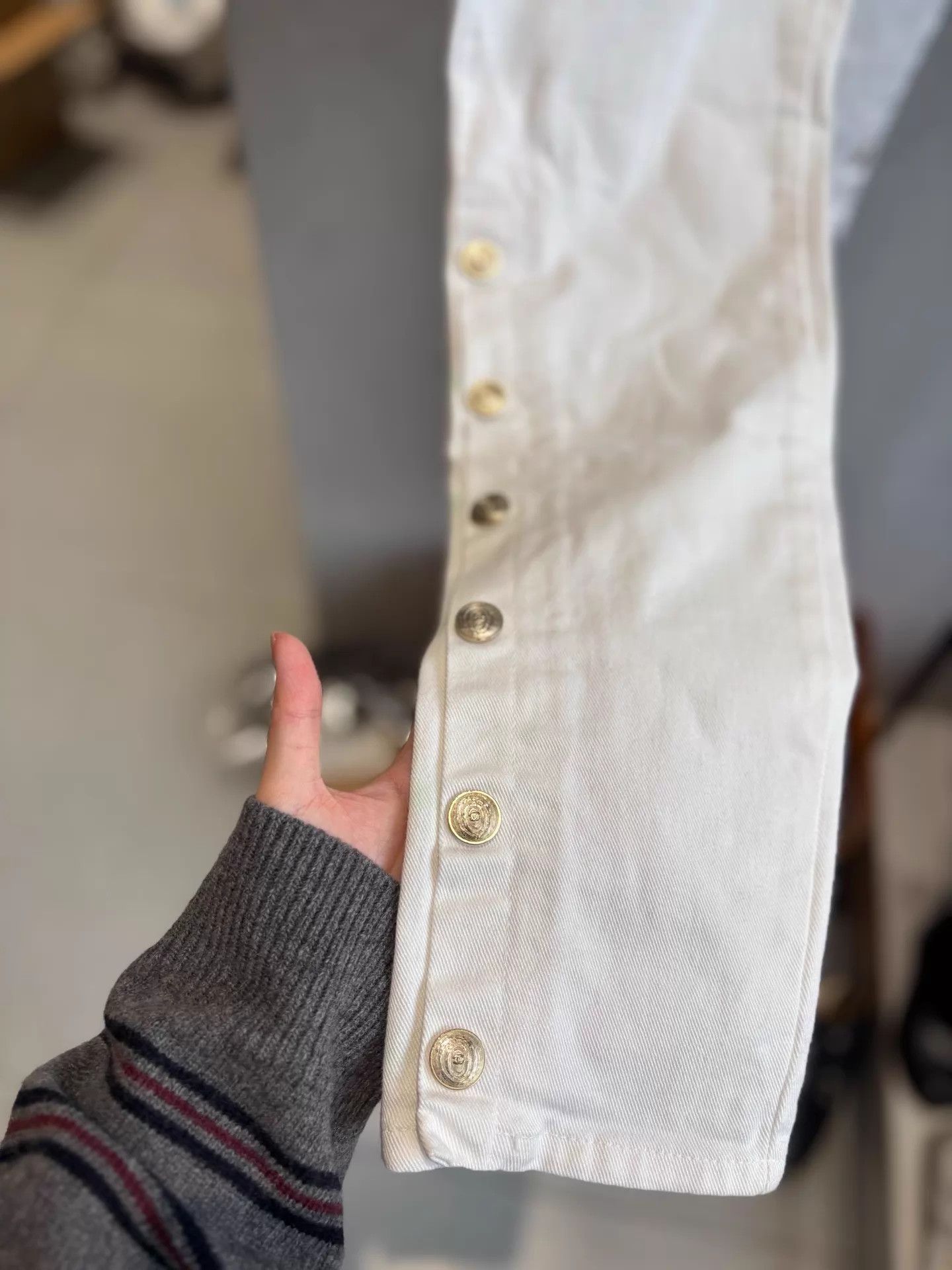 Chanel CHANEL Low Waist White Jeans 38 Mint Size 27" / US 4 / IT 40 - 4 Thumbnail
