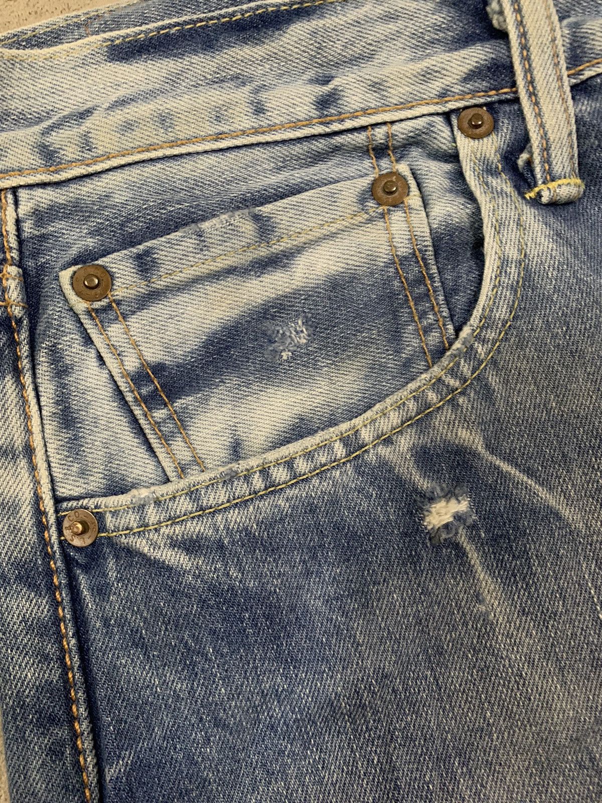 Levi's Vintage Clothing Vintage Y2K Levis 501CT Distressed Grunge Jeans Size 34x30 Size US 34 / EU 50 - 6 Thumbnail