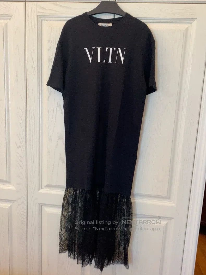 Valentino Valentino A long skirt Size M / US 6-8 / IT 42-44 - 2 Thumbnail