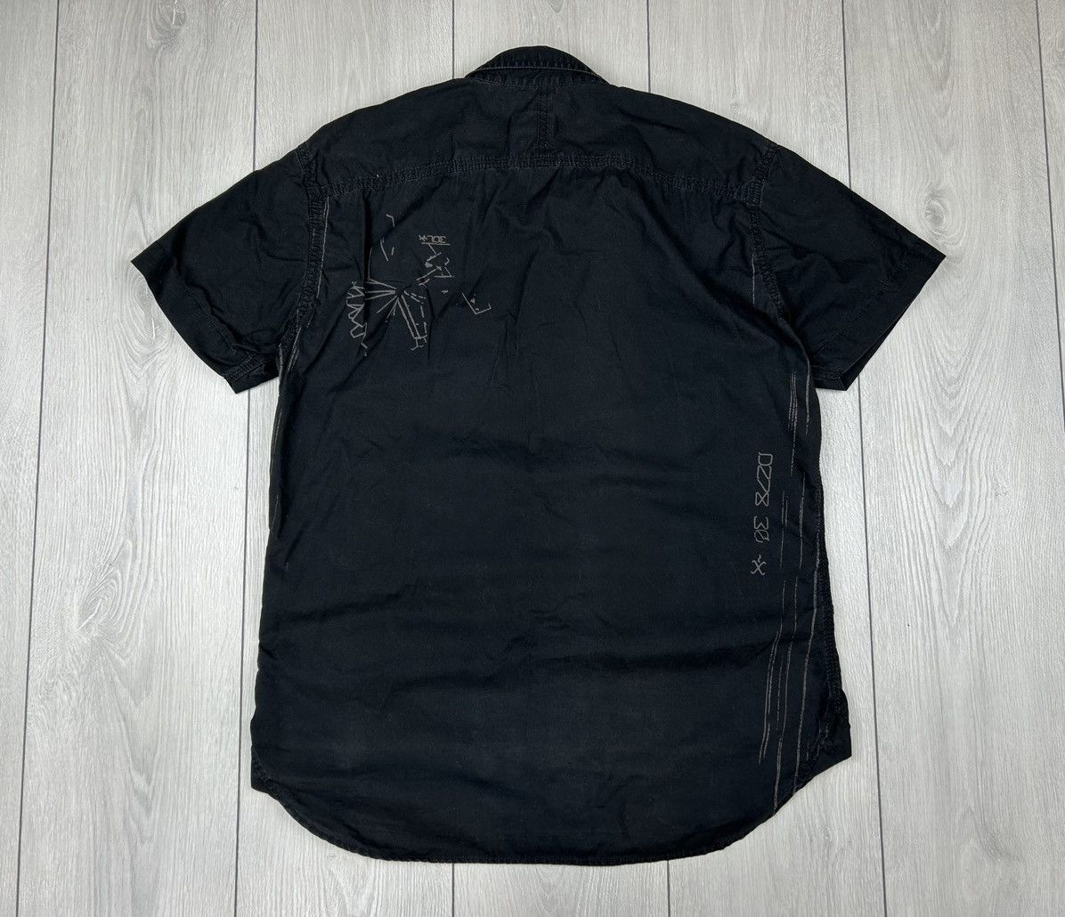 Diesel × Vintage Diesel Vintage men’s shirts Black size M Size US M / EU 48-50 / 2 - 5 Thumbnail