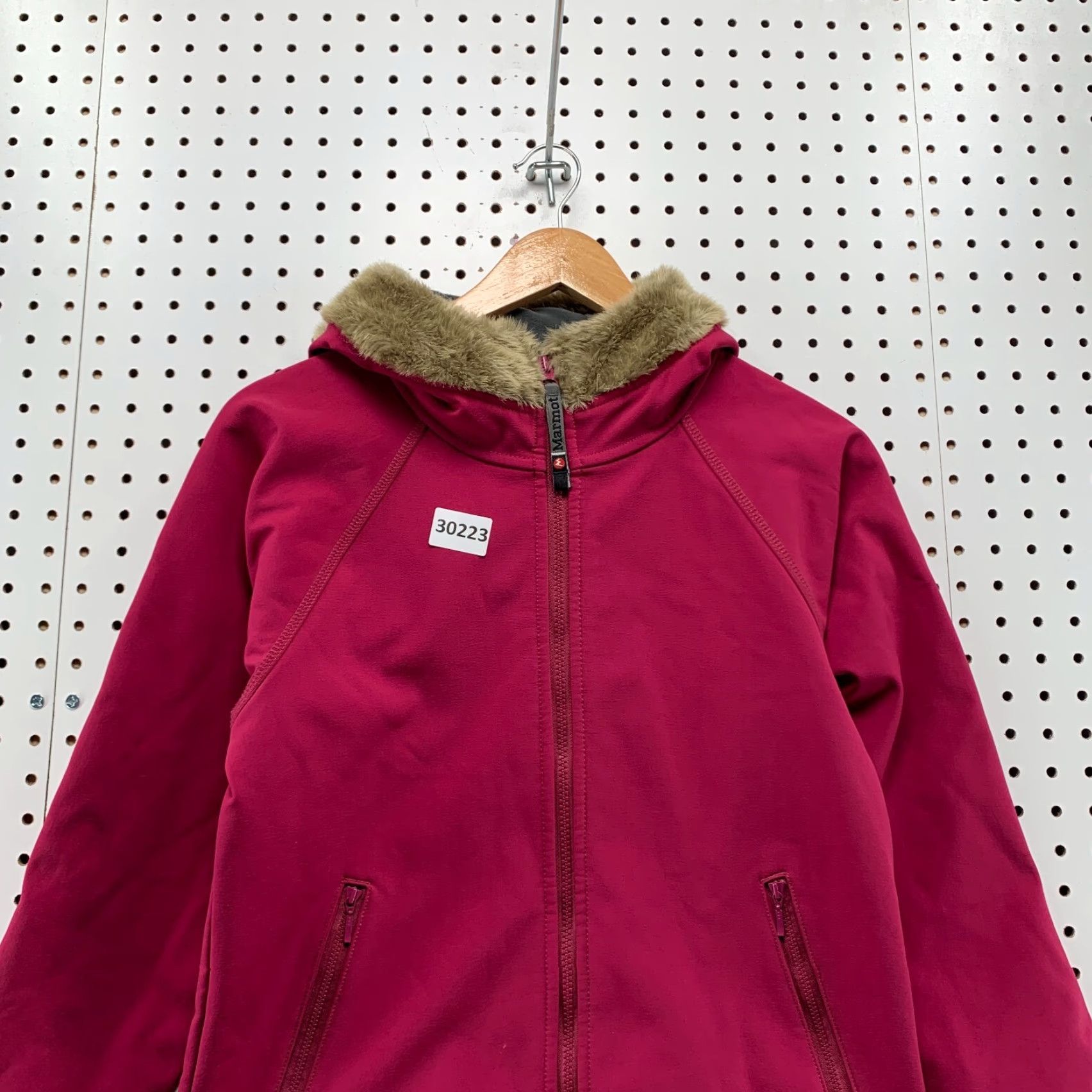Marmot VINTAGE Marmot Furlong Hooded Jacket Womens M Pink Faux Fur Full Zip 19.5x23 Size M / US 6-8 / IT 42-44 - 2 Thumbnail