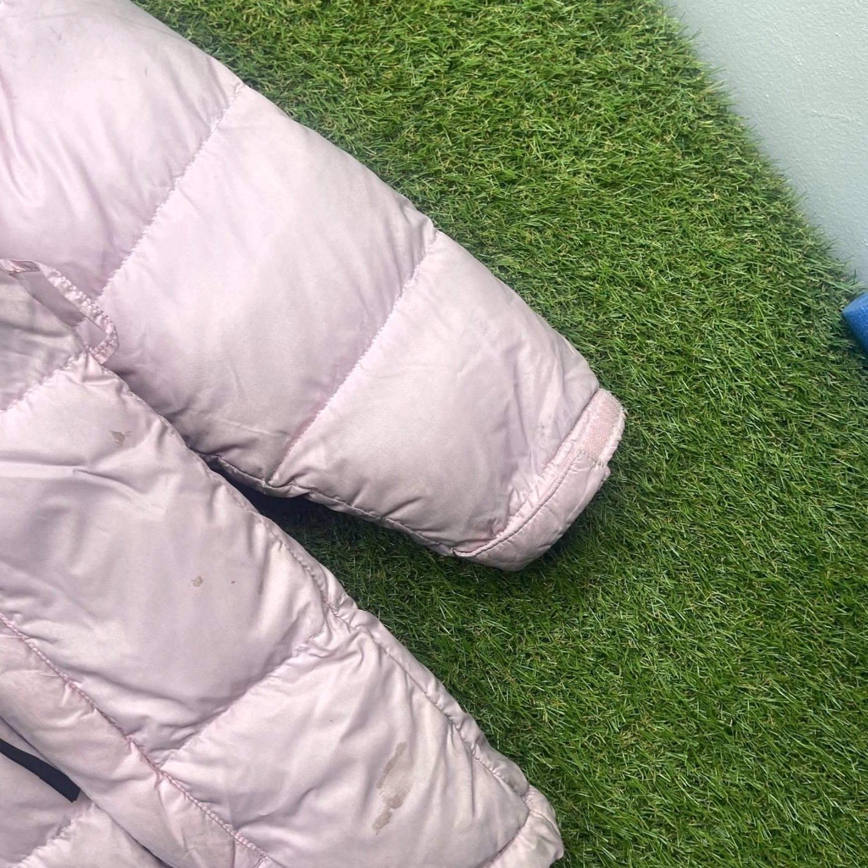 The North Face The North Face Jacket Womens Medium Neptuse Pink Hooded Puffer Insulated Ski Size M / US 6-8 / IT 42-44 - 6 Thumbnail