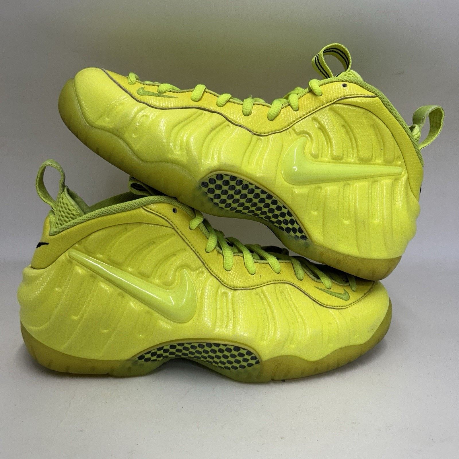 Nike Nike Foamposite Pro “Volt/Neon Green” 624041-700 Size US 11.5 / EU 44-45 - 1 Thumbnail