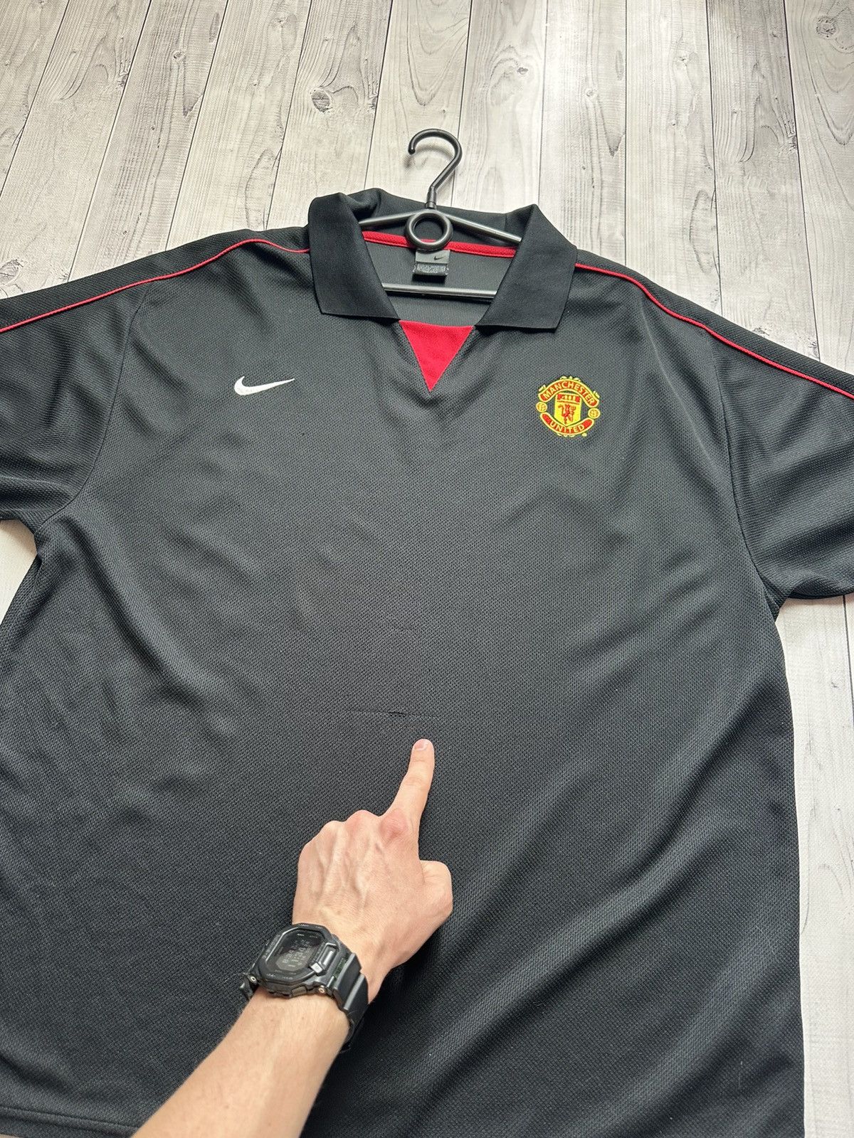 Vintage Vintage Nike soccer polo black Manchester United size XL Size US XL / EU 56 / 4 - 9 Thumbnail