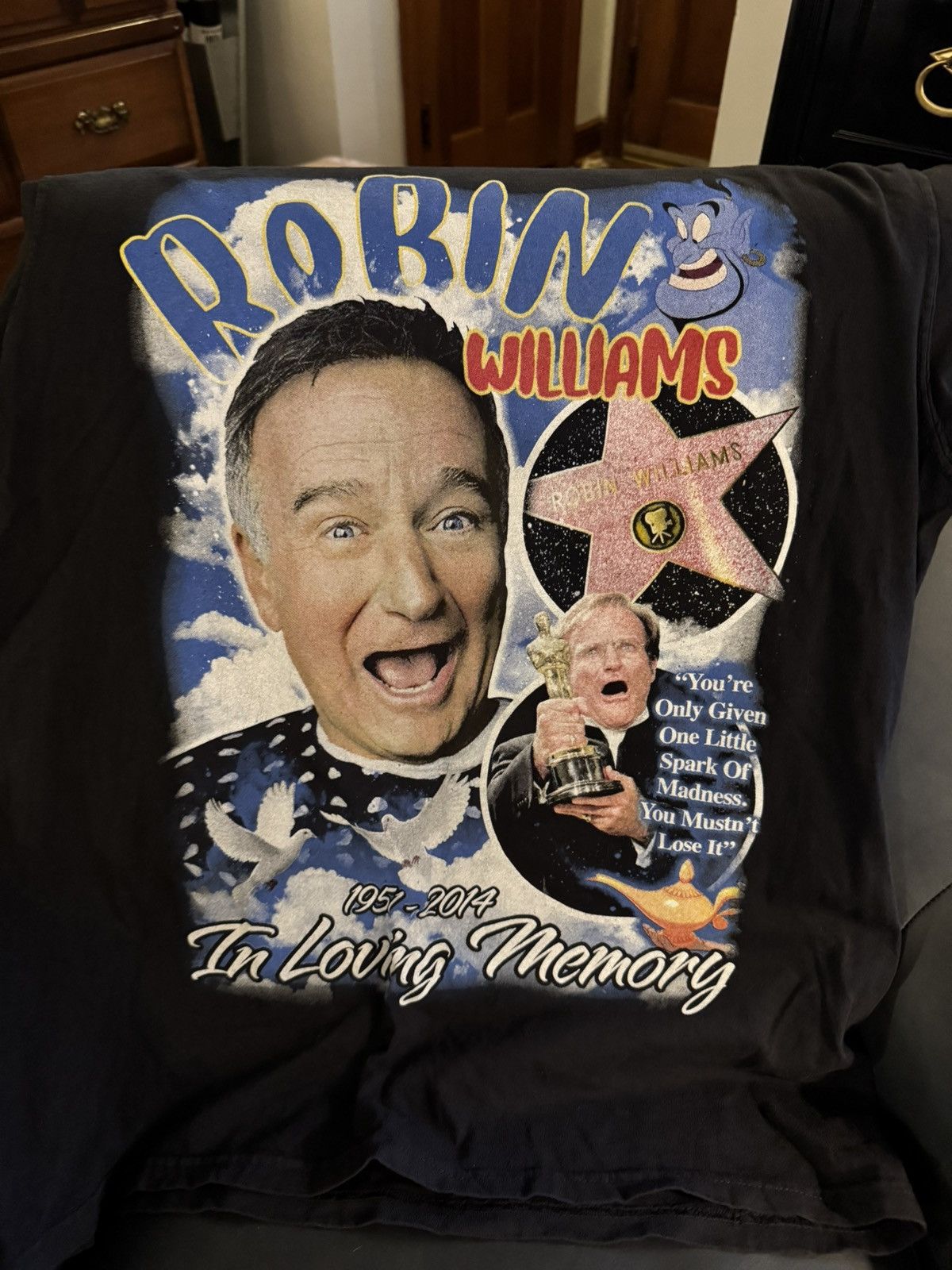 Vintage Robin Williams Tribute Tee Size US L / EU 52-54 / 3 - 1 Thumbnail
