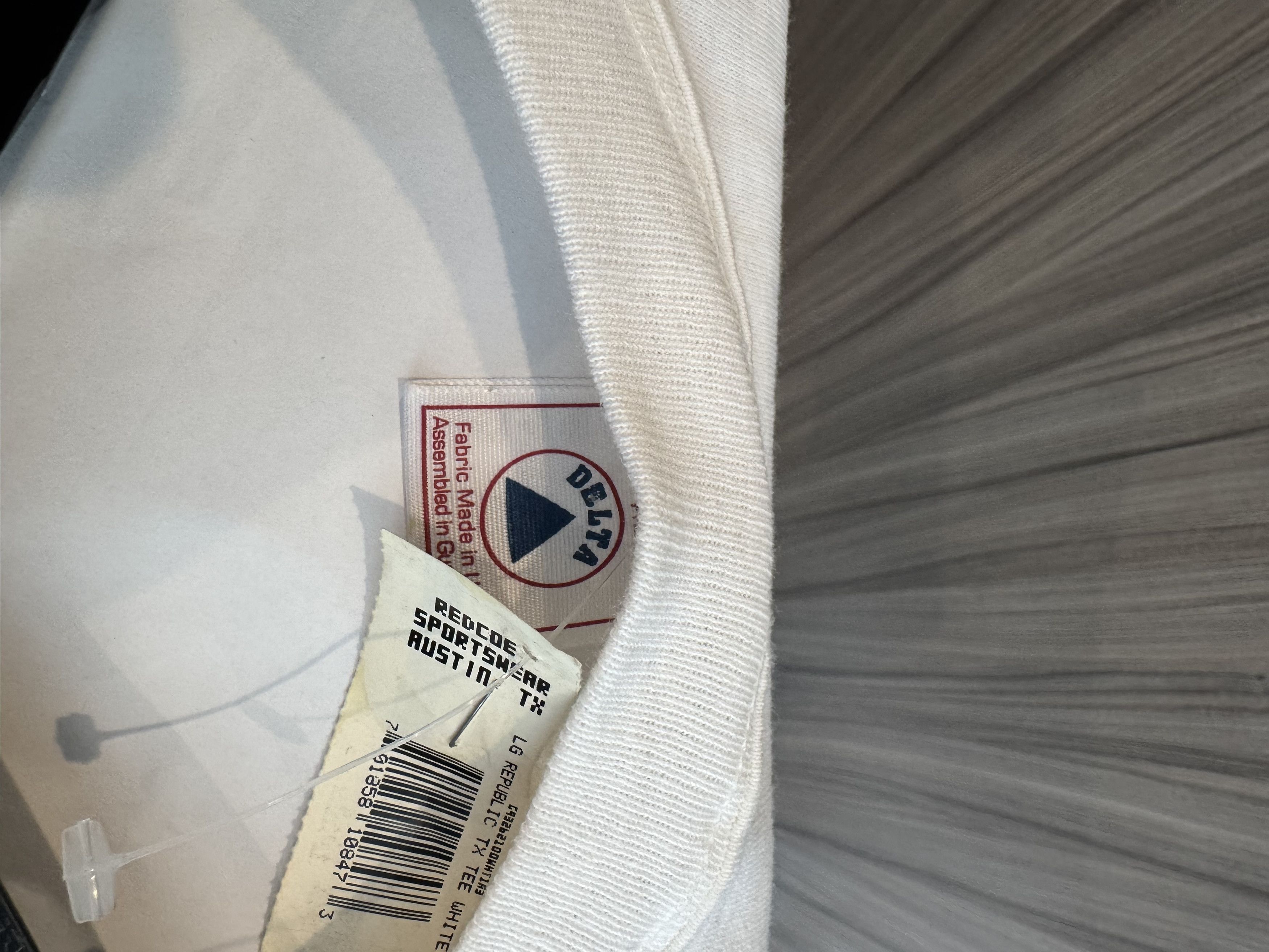 Delta Vintage 90s Texas Longhorns Tee (Delta / Deadstock NWT) – L Size US L / EU 52-54 / 3 - 5 Thumbnail