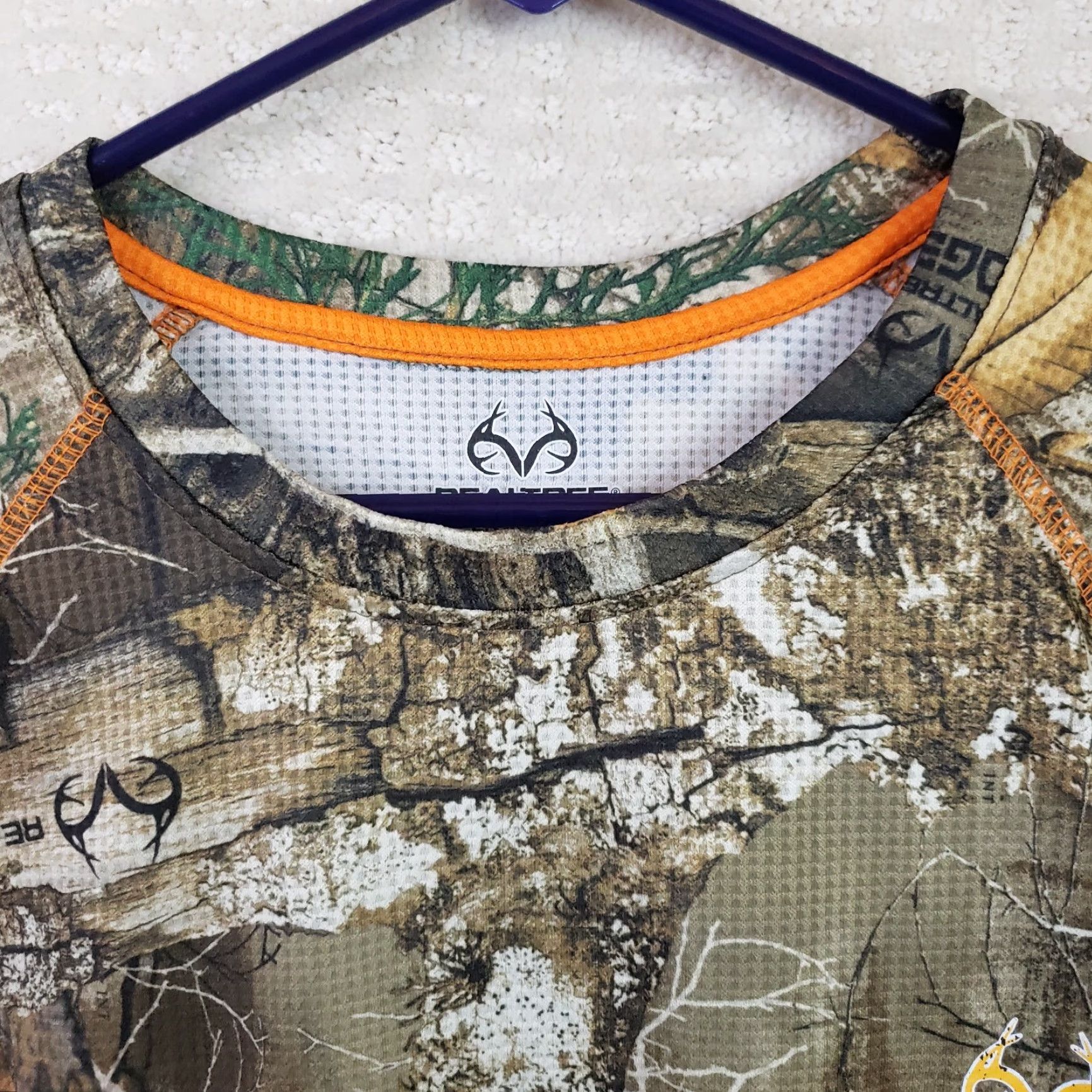 Realtree Realtree Edge Long Sleeve Crew Neck Pullover Shirt Men L Camouflage Brown Knit T-Shirt Size US L / EU 52-54 / 3 - 7 Thumbnail