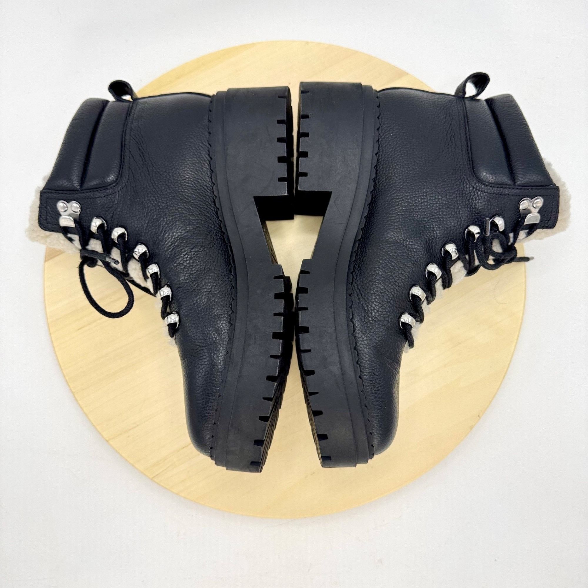 Marc Fisher Marc Fisher Black Leather LTD Nairy Sherpa Lined Lace Up Hik Size US 8 / IT 38 - 7 Thumbnail