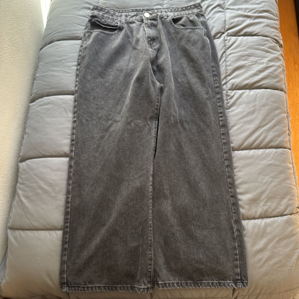 Gloss jeans