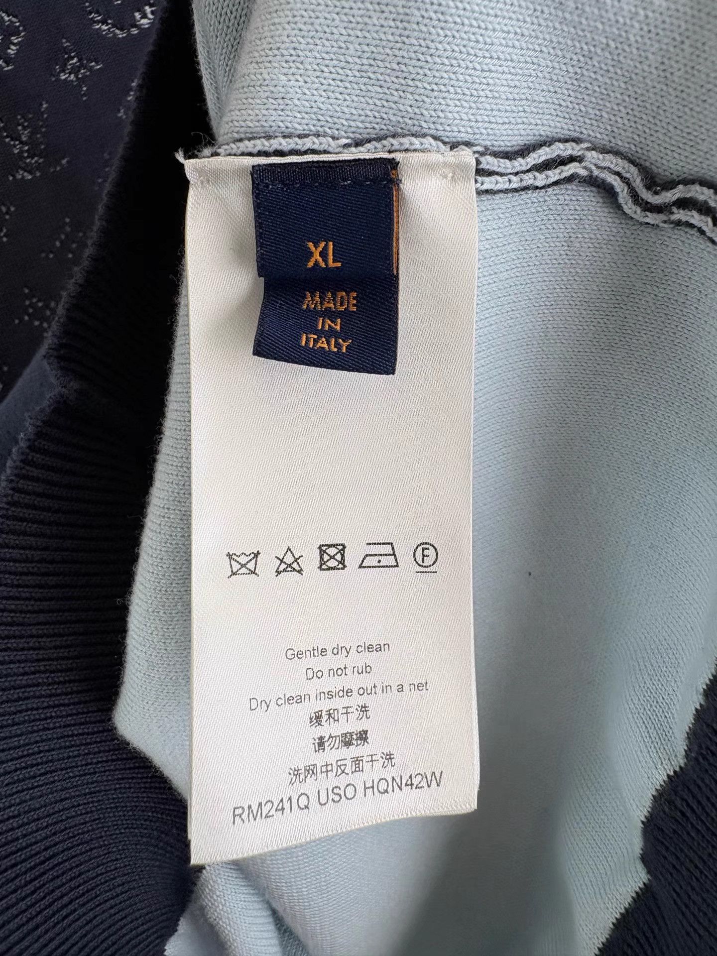 Louis Vuitton LV Monogram Sweater K1 Size US XL / EU 56 / 4 - 5 Thumbnail