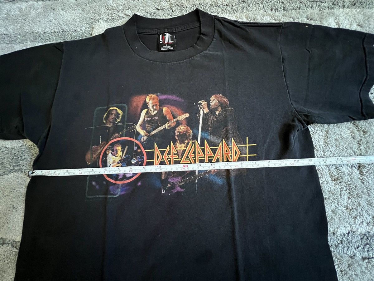 Giant Vintagw def leppard concert t shirt Size US L / EU 52-54 / 3 - 8 Thumbnail