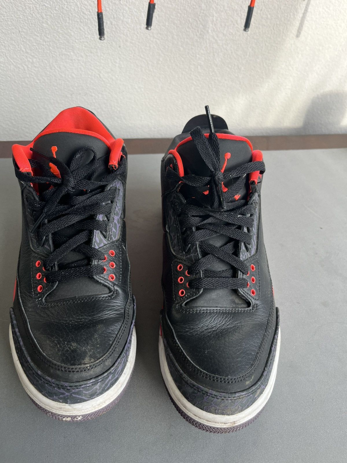 Jordan Brand Jordan 3. Black and red Size US 7.5 / EU 40-41 - 3 Thumbnail