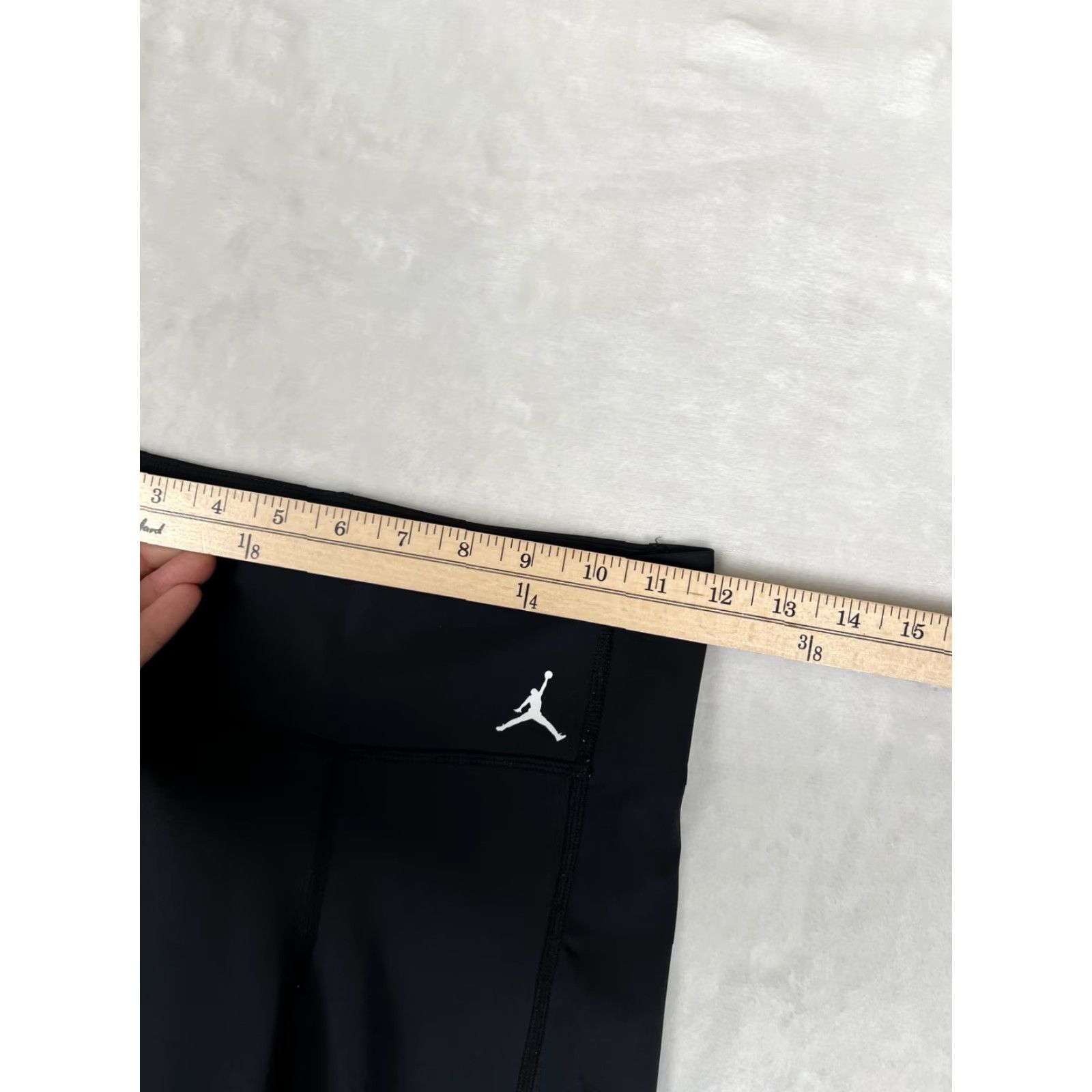 Jordan Brand Jordan Leggings Women's Small Black Tight Fit Compression Athletic Shirt? Size 28" / US 6 / IT 42 - 7 Thumbnail