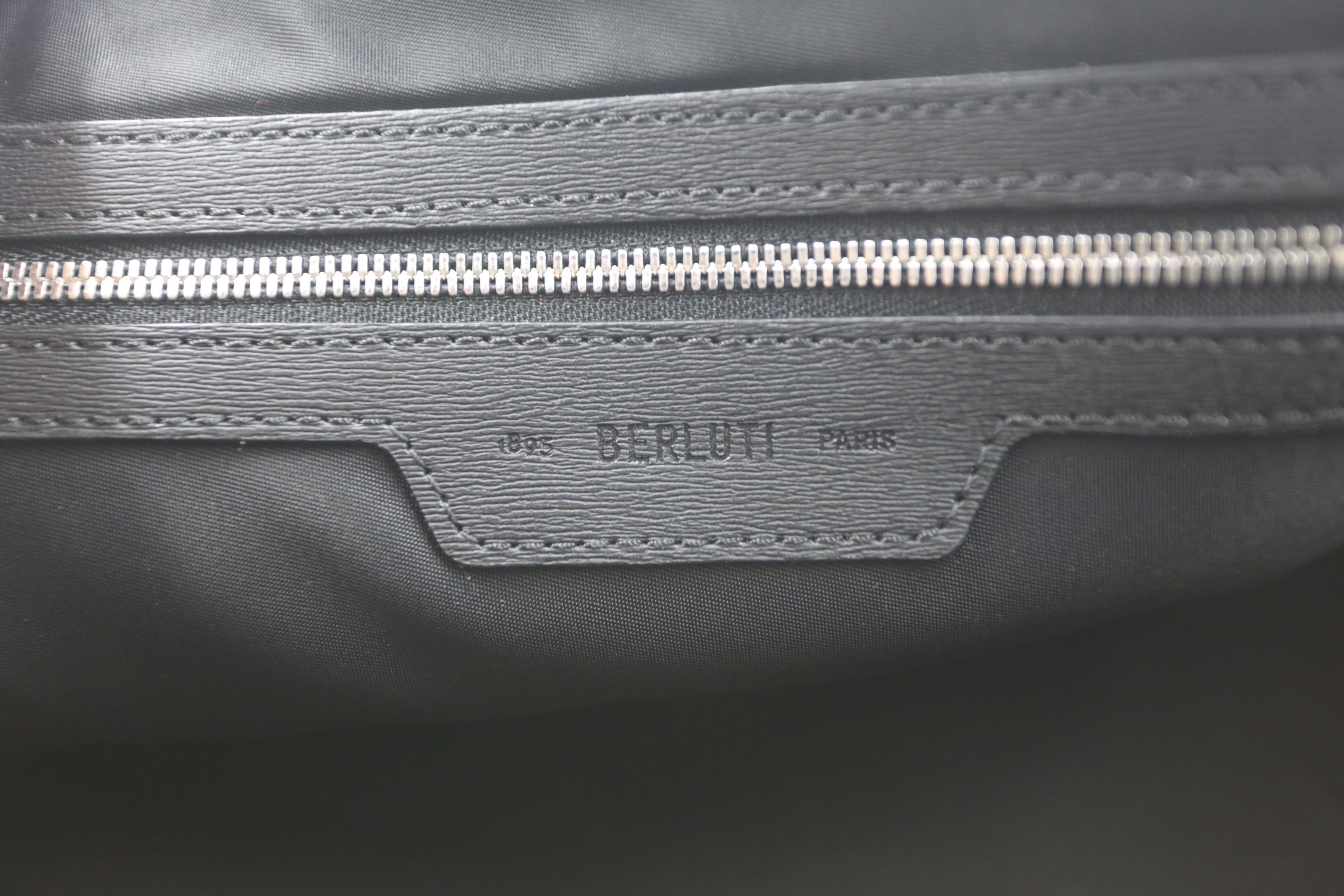 Berluti Berluti - KVA - F/W 21 - Signature Canvas & Leather Wash Bag Size ONE SIZE - 9 Thumbnail