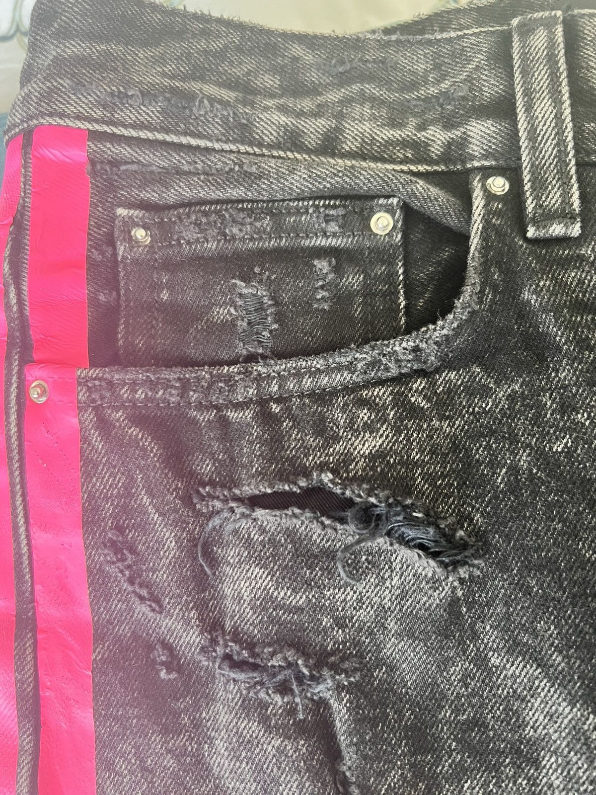 Amiri Amiri Black Distressed Contrast Stripe Printed Denim Shorts Size US 30 / EU 46 - 5 Thumbnail