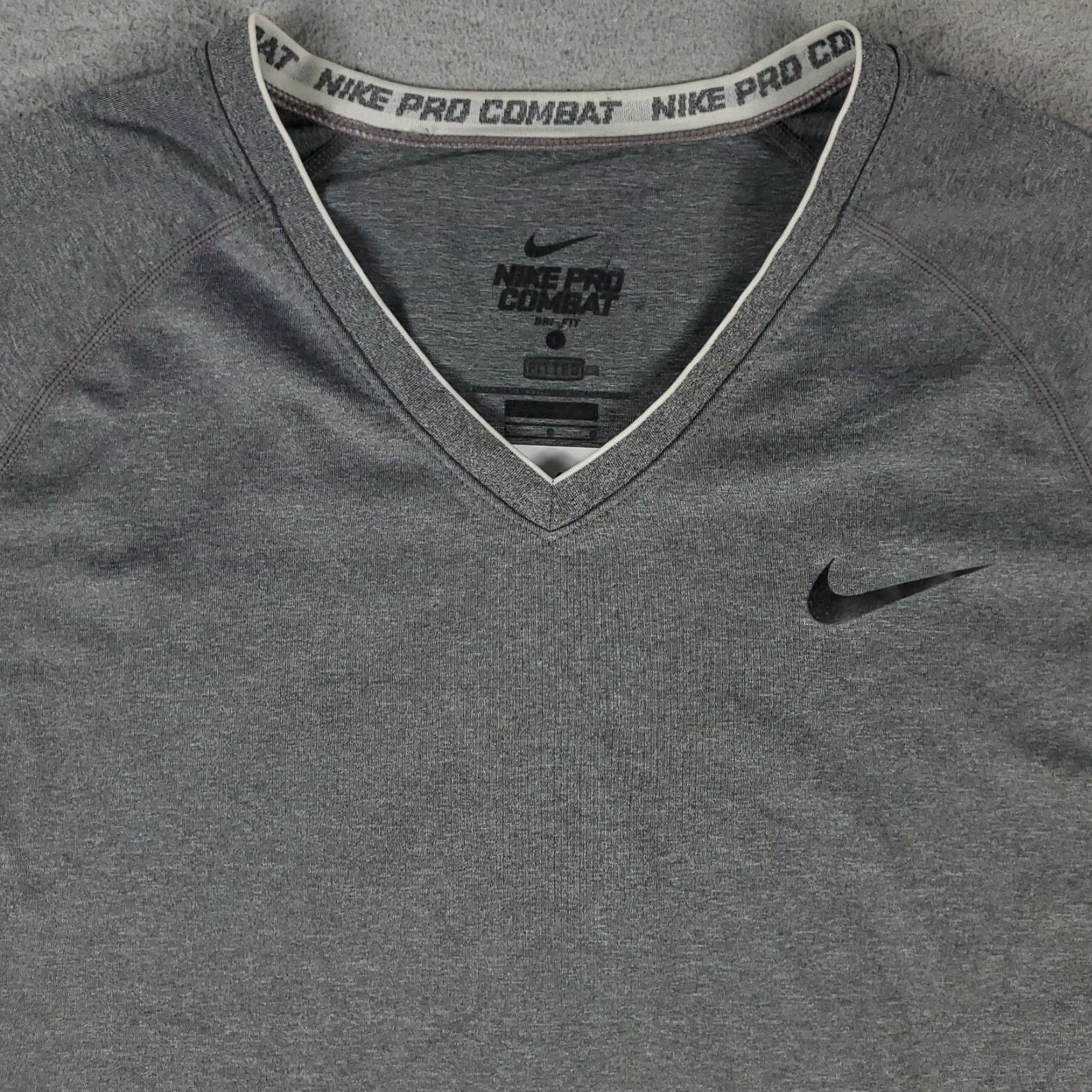 Nike Nike T Shirt Mens Size Large Gray Pro Combat Swoosh Training Active Long Sleeve Size US L / EU 52-54 / 3 - 2 Thumbnail