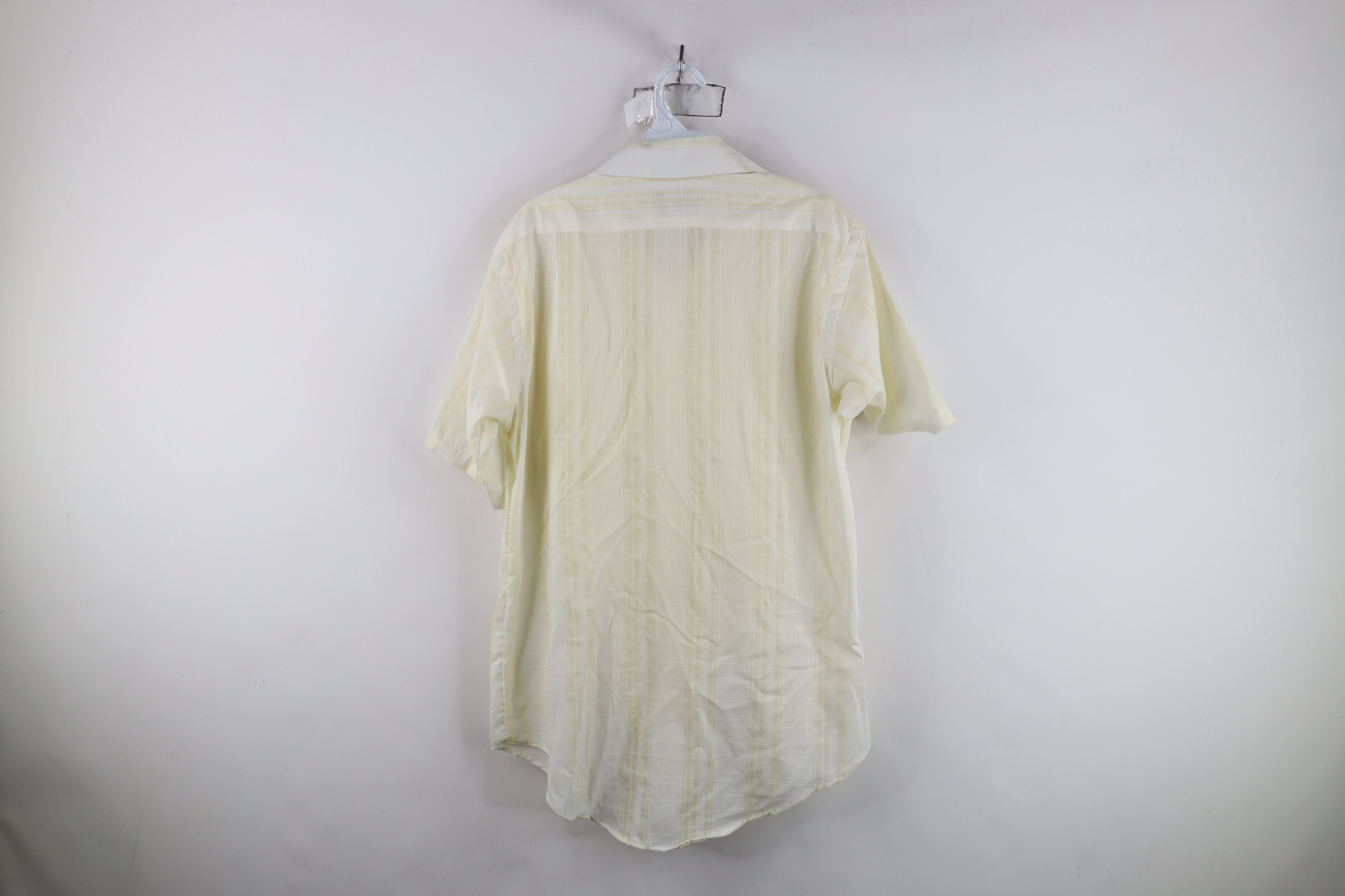 Vintage Vintage 70s Streetwear Short Sleeve Collared Button Shirt Size US M / EU 48-50 / 2 - 11 Thumbnail