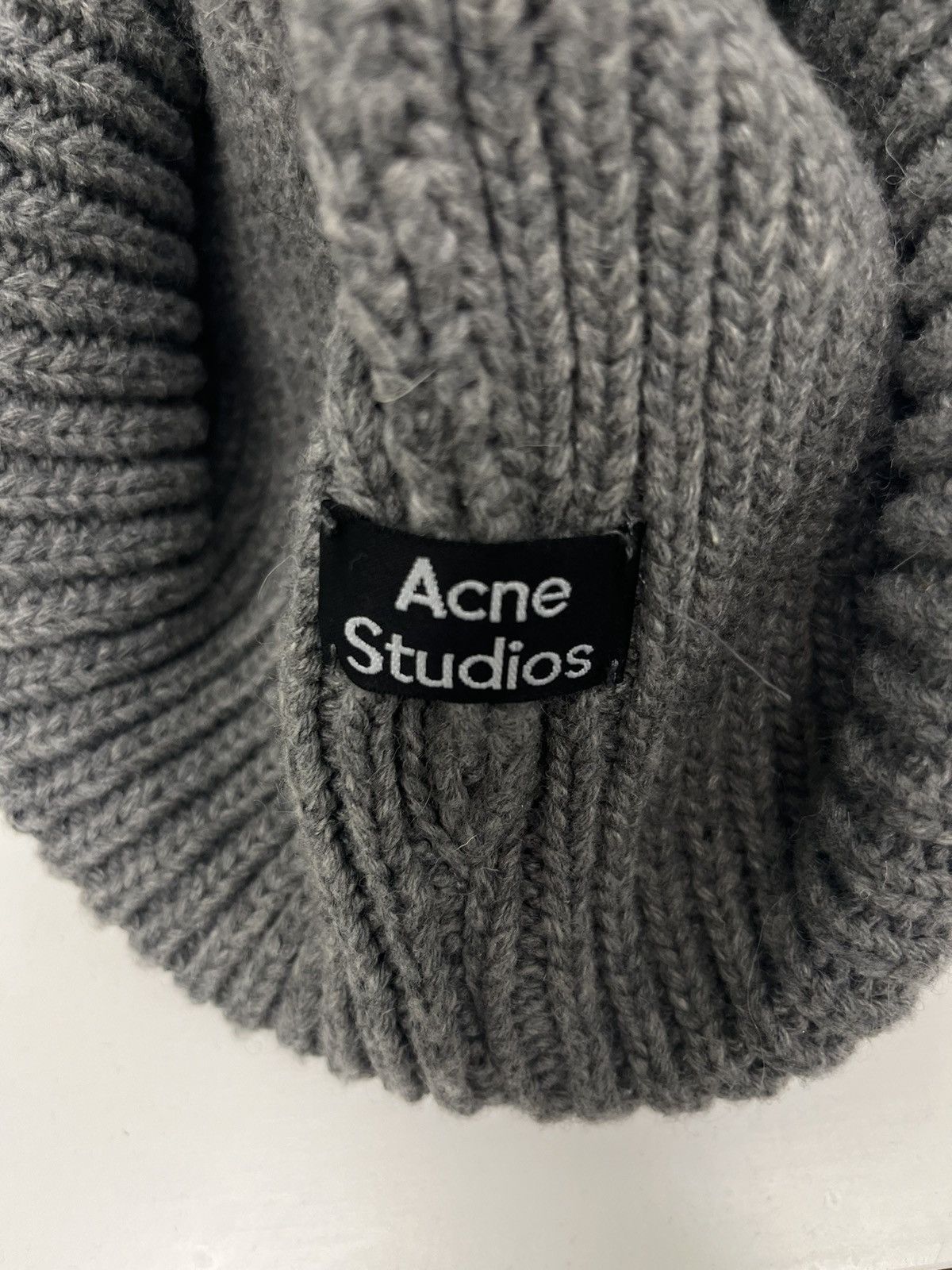 Acne Studios Pansy beanie. Size ONE SIZE - 4 Thumbnail