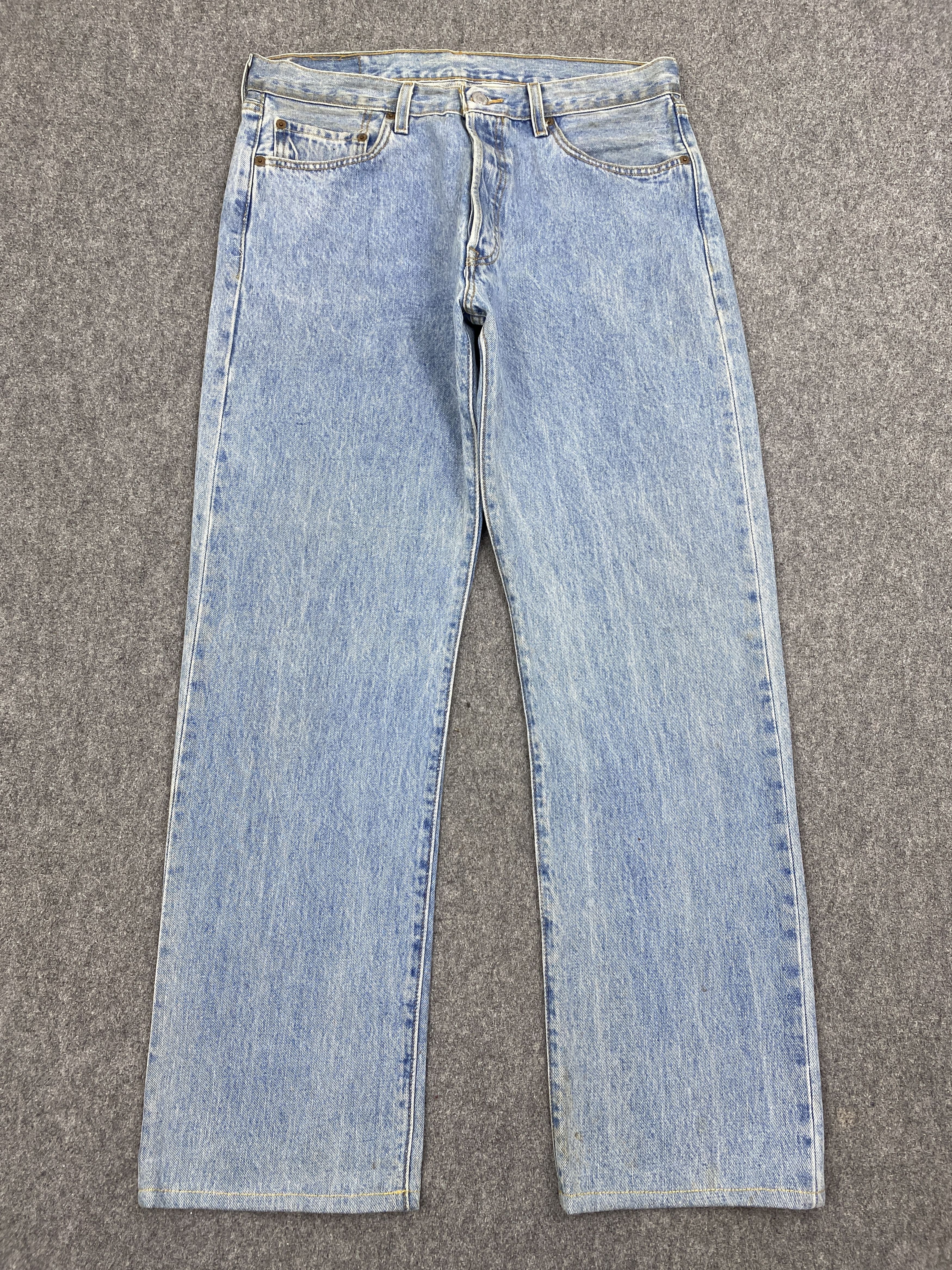 Levi's × Vintage Levis 501 Vintage 90s Faded Blue Jeans DP2814 Size US 34 / EU 50 - 1 Thumbnail