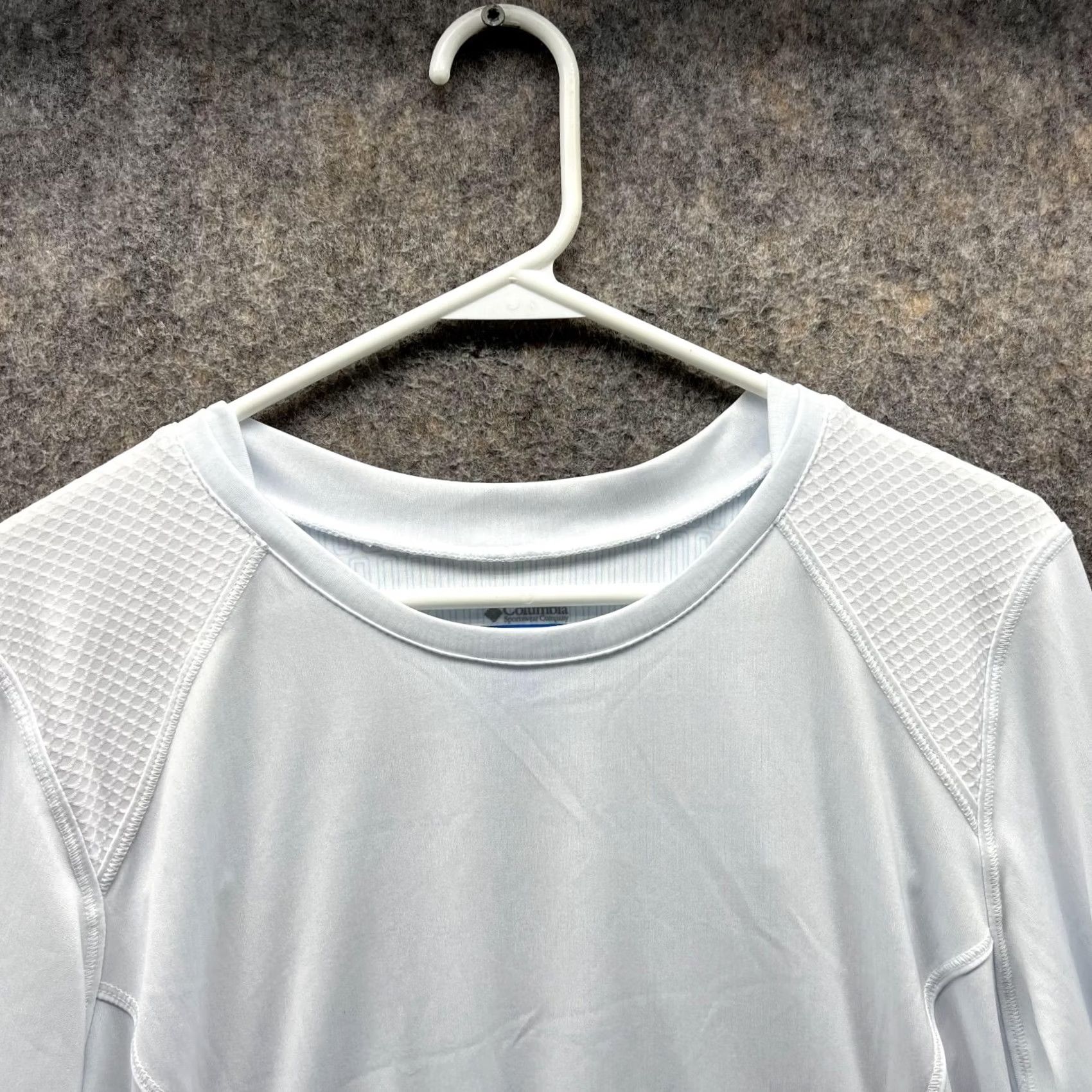 Vintage Columbia Shirt Men XL White Crewneck Long Sleeve Polyester T-Shirt Casual Logo Size US XL / EU 56 / 4 - 4 Thumbnail