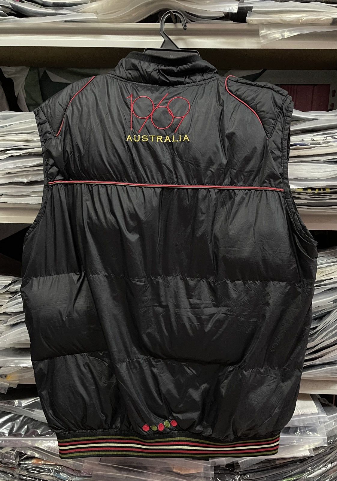 Coogi Vintage Coogi Puffer Vest🔥🔥🔥 Size US XXL / EU 58 / 5 - 9 Thumbnail
