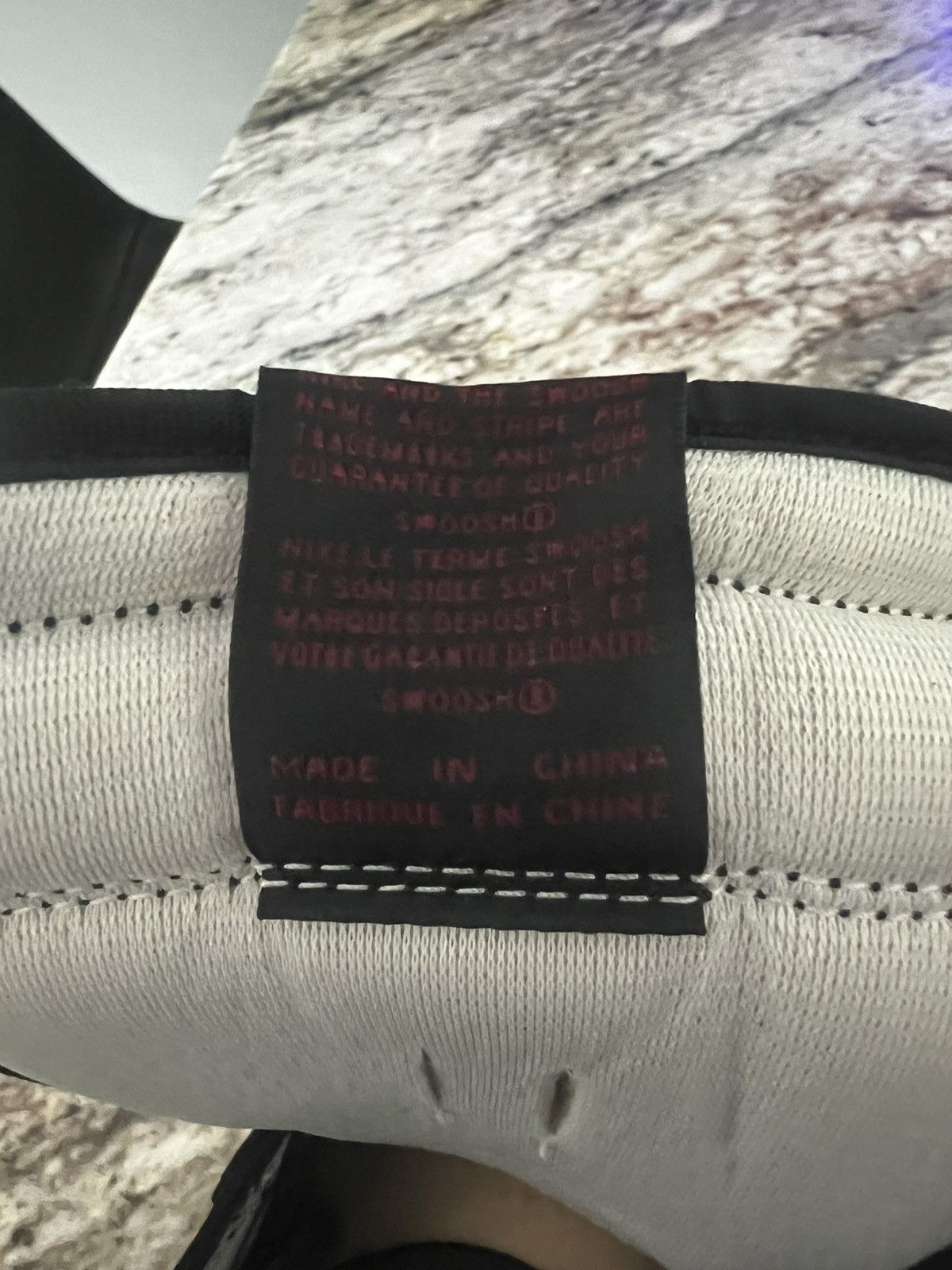Jordan Brand Air Jordan 1 Retro High OG Banned 2016 Banned, Bred Size US 10 / EU 43 - 7 Thumbnail