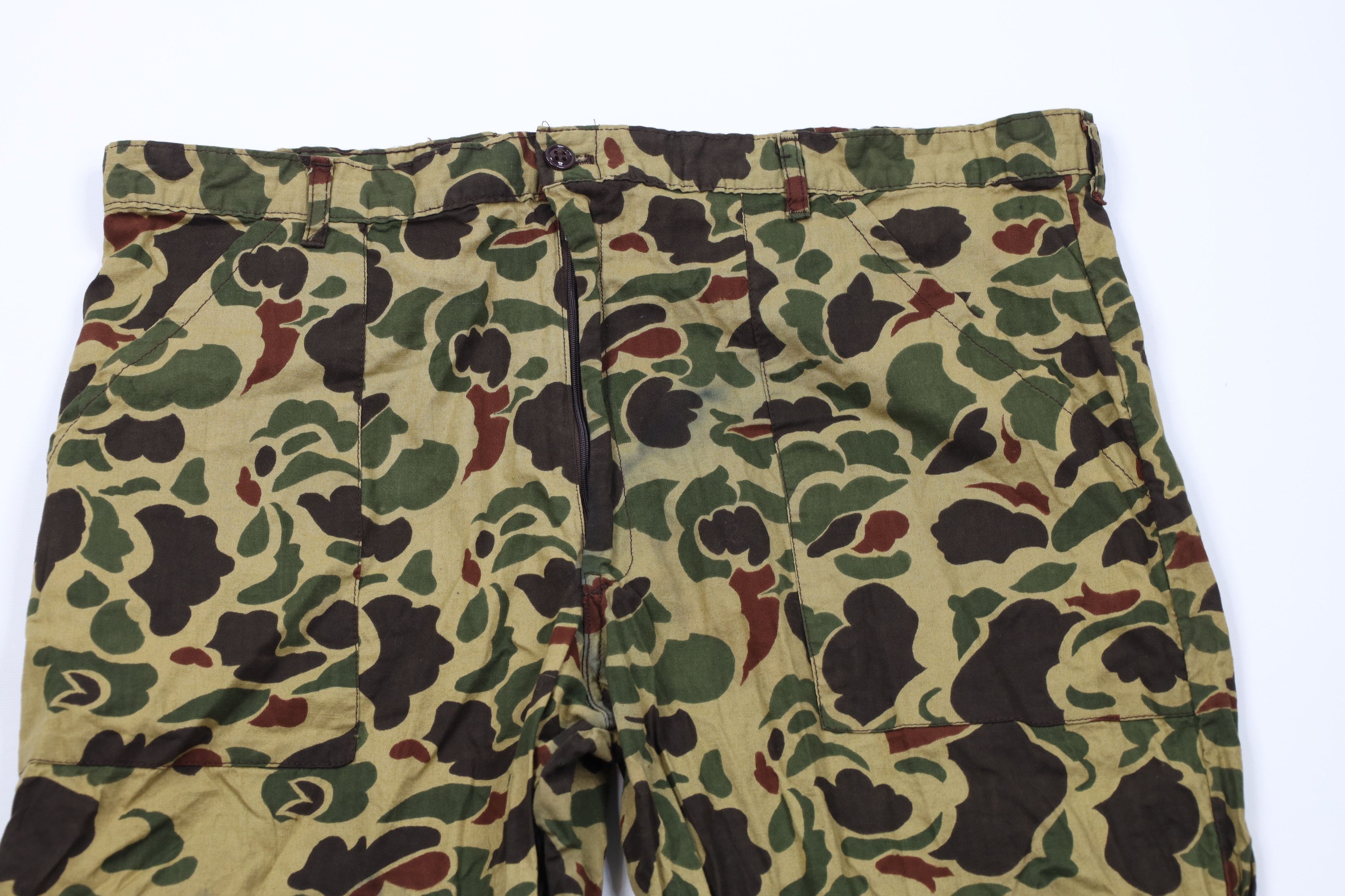 Vintage Vintage 70s Streetwear Frogskin Camouflage Wide Leg Pants Size US 36 / EU 52 - 2 Thumbnail