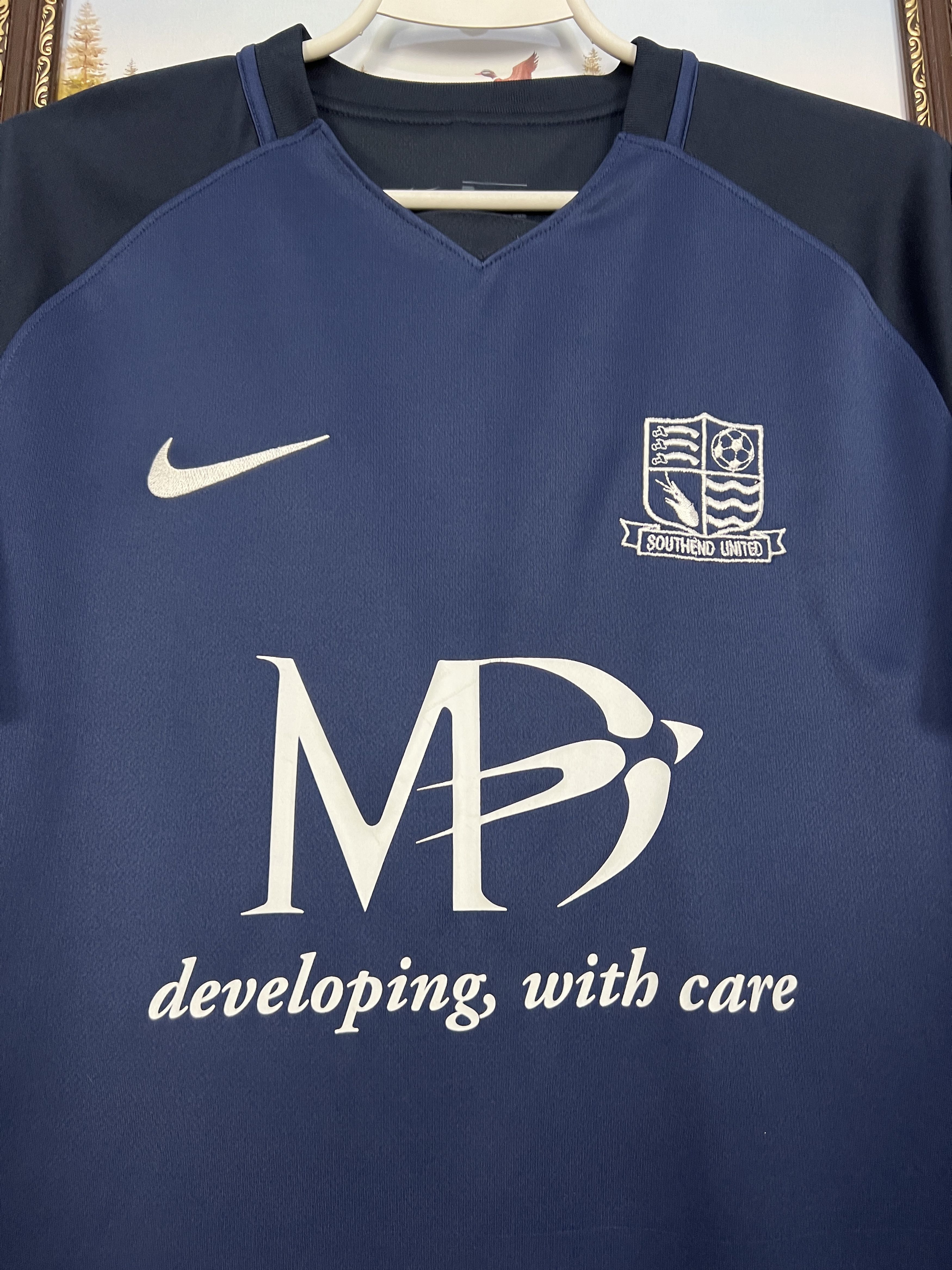 Nike Southend United Home football shirt 2017 Soccer #7 Kightly Size US L / EU 52-54 / 3 - 6 Thumbnail