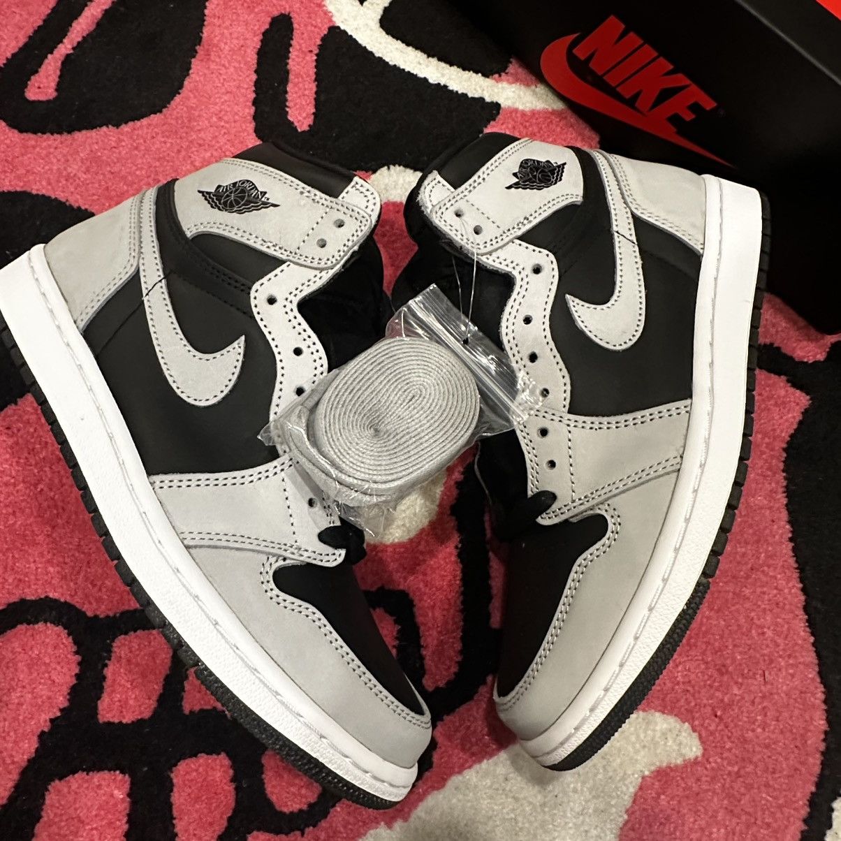 Jordan Brand × Nike Jordan 1 Retro High Shadow 2.0 Size US 6.5 / EU 39-40 - 1 Thumbnail