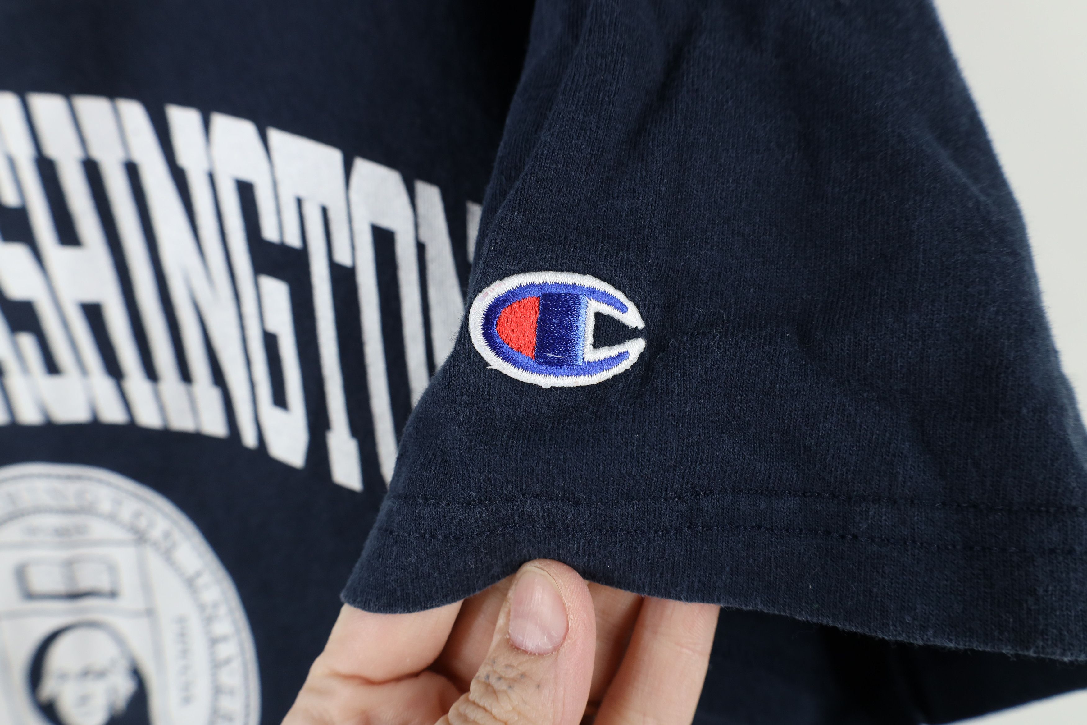 Champion × Vintage Vintage Champion Spell George Washington University T-Shirt Size US L / EU 52-54 / 3 - 4 Thumbnail